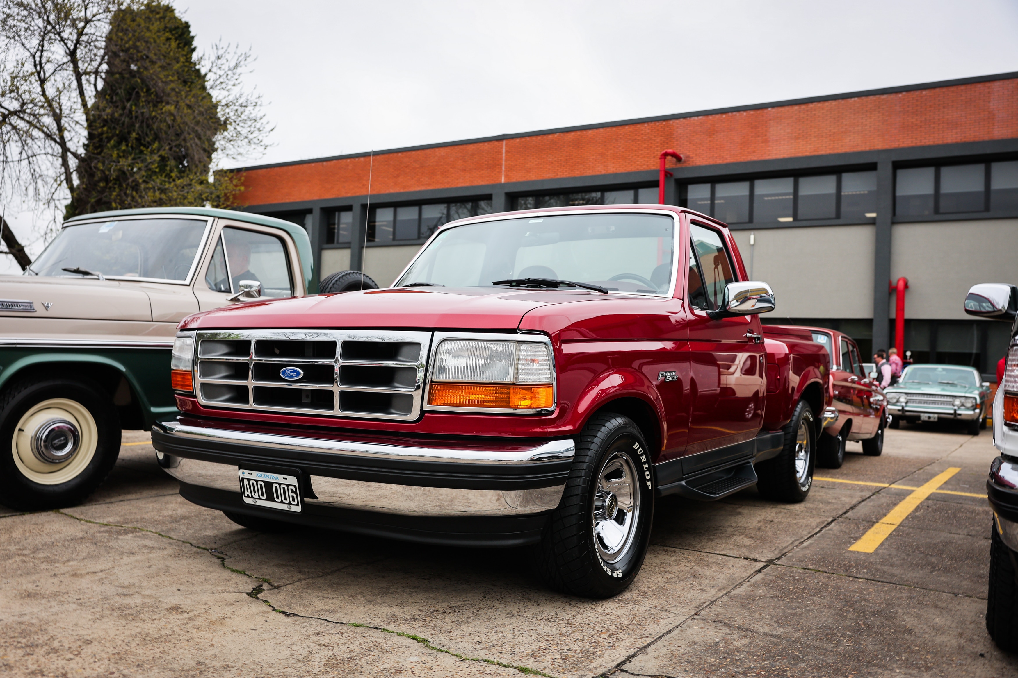 Mas original: F-150 Flare Side Bordó	1995	