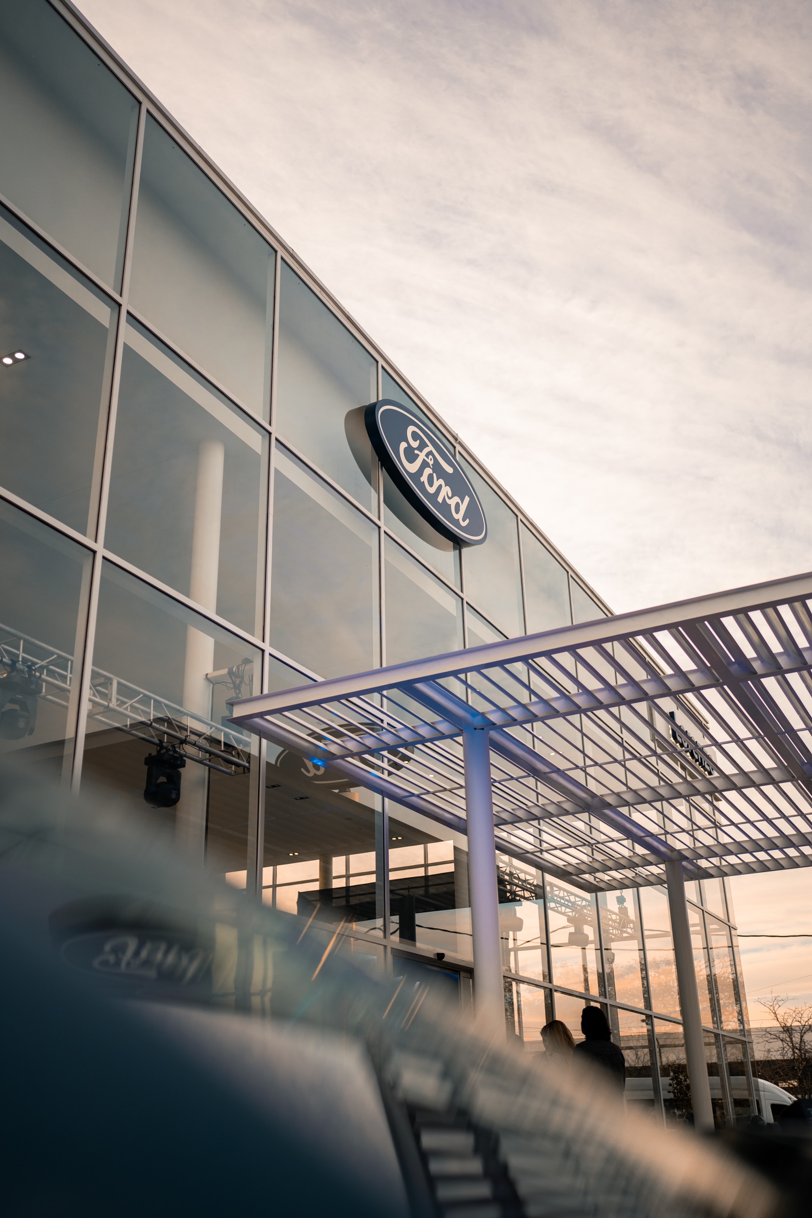 Apertura Ford Signature 2.0