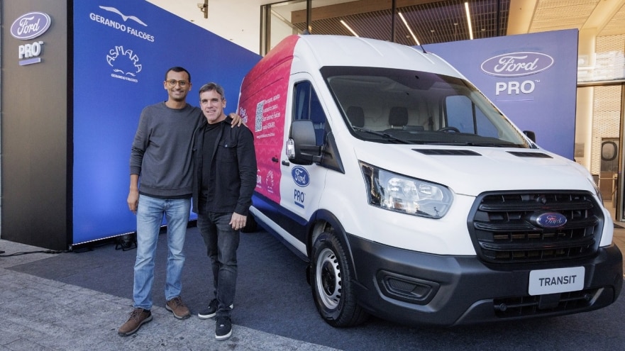 Ford cede Transit para a ONG Gerando Falcões e exibe veículos especiais
