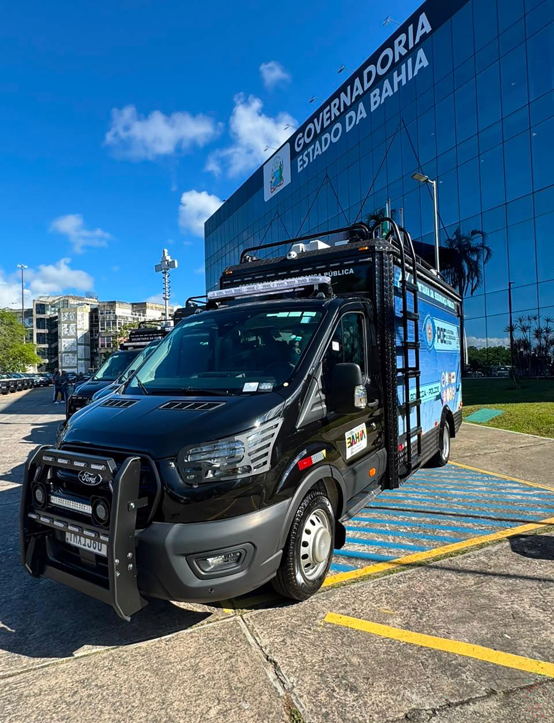 Ford Pro fornece 13 Transit Plataforma de Observação Elevada para a SSP da Bahia