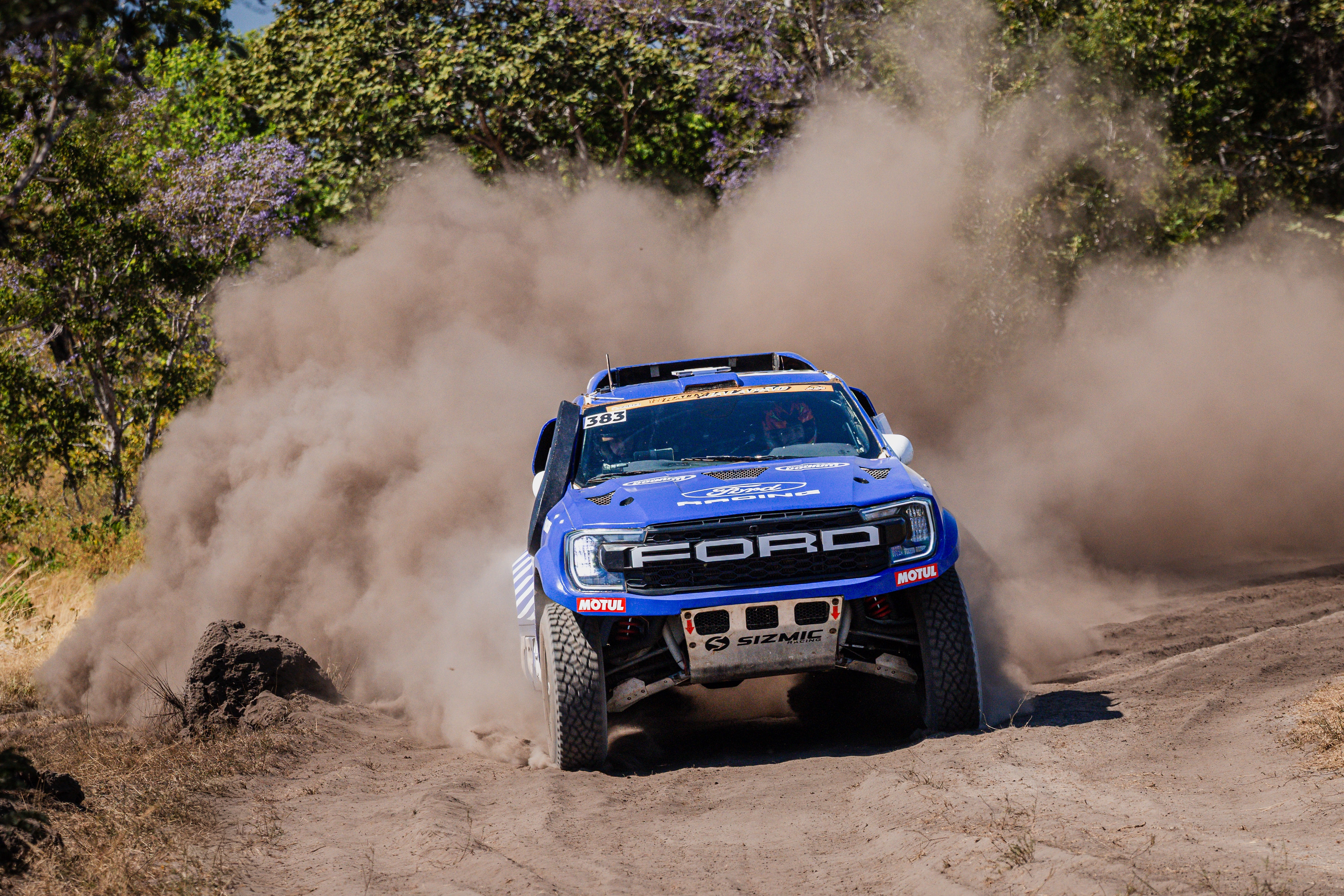 Bia Figueiredo estreia com vitória no Rally Jalapão com um protótipo da Ranger com motor V8