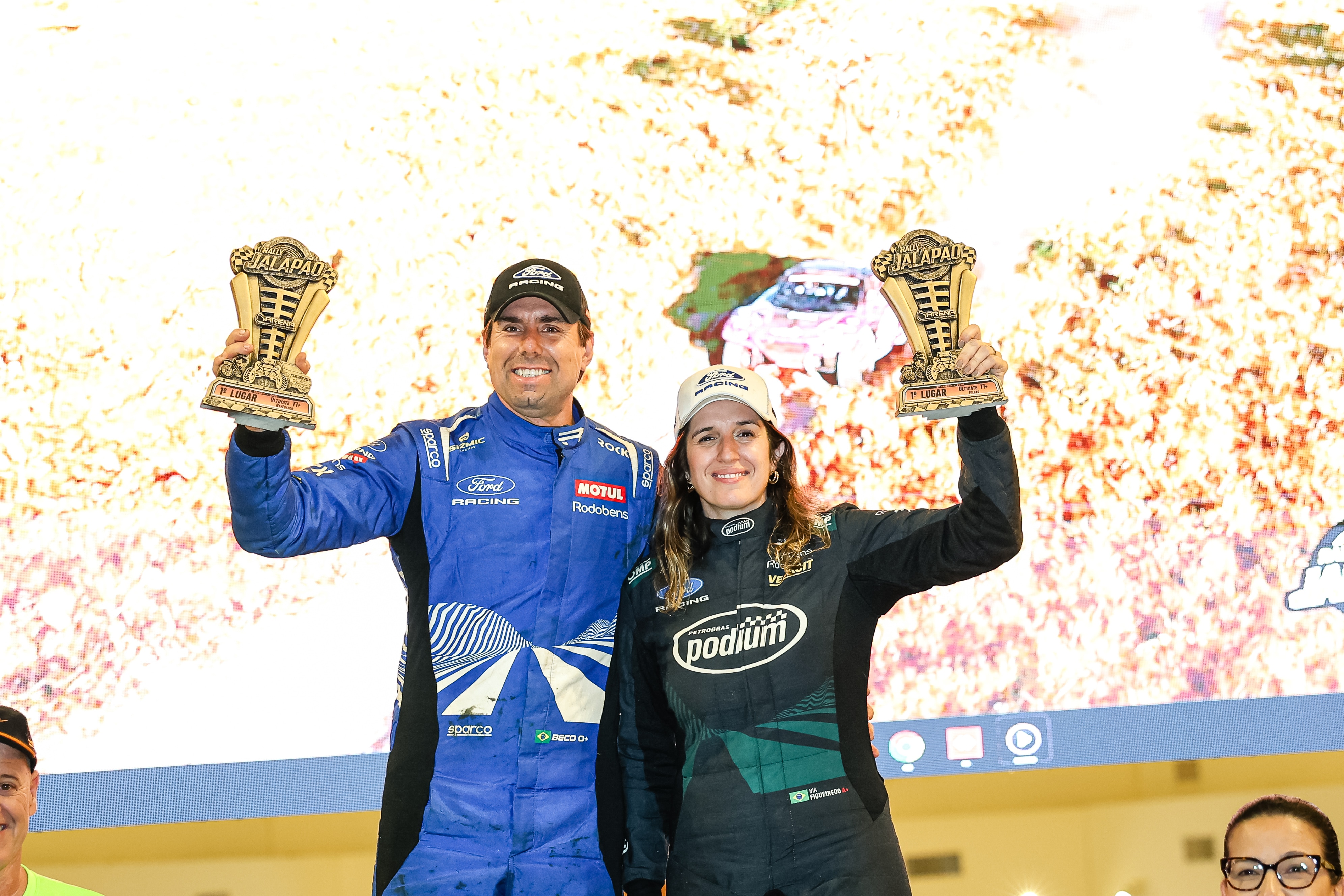 Bia Figueiredo estreia com vitória no Rally Jalapão com um protótipo da Ranger com motor V8