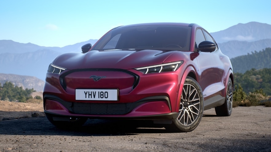 Mustang Mach-E 2025: nuevos colores, más espacio