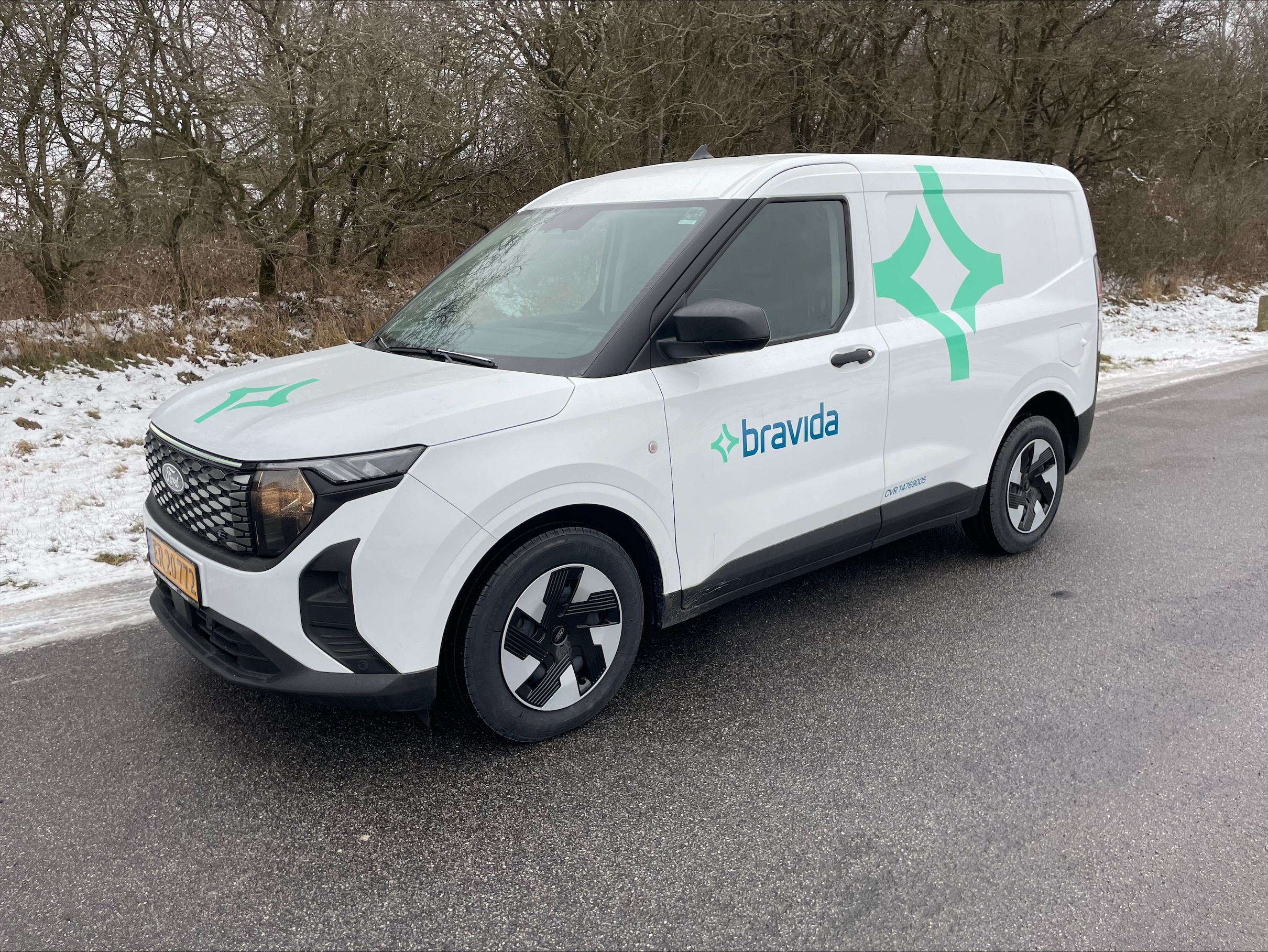 E Transit Courier