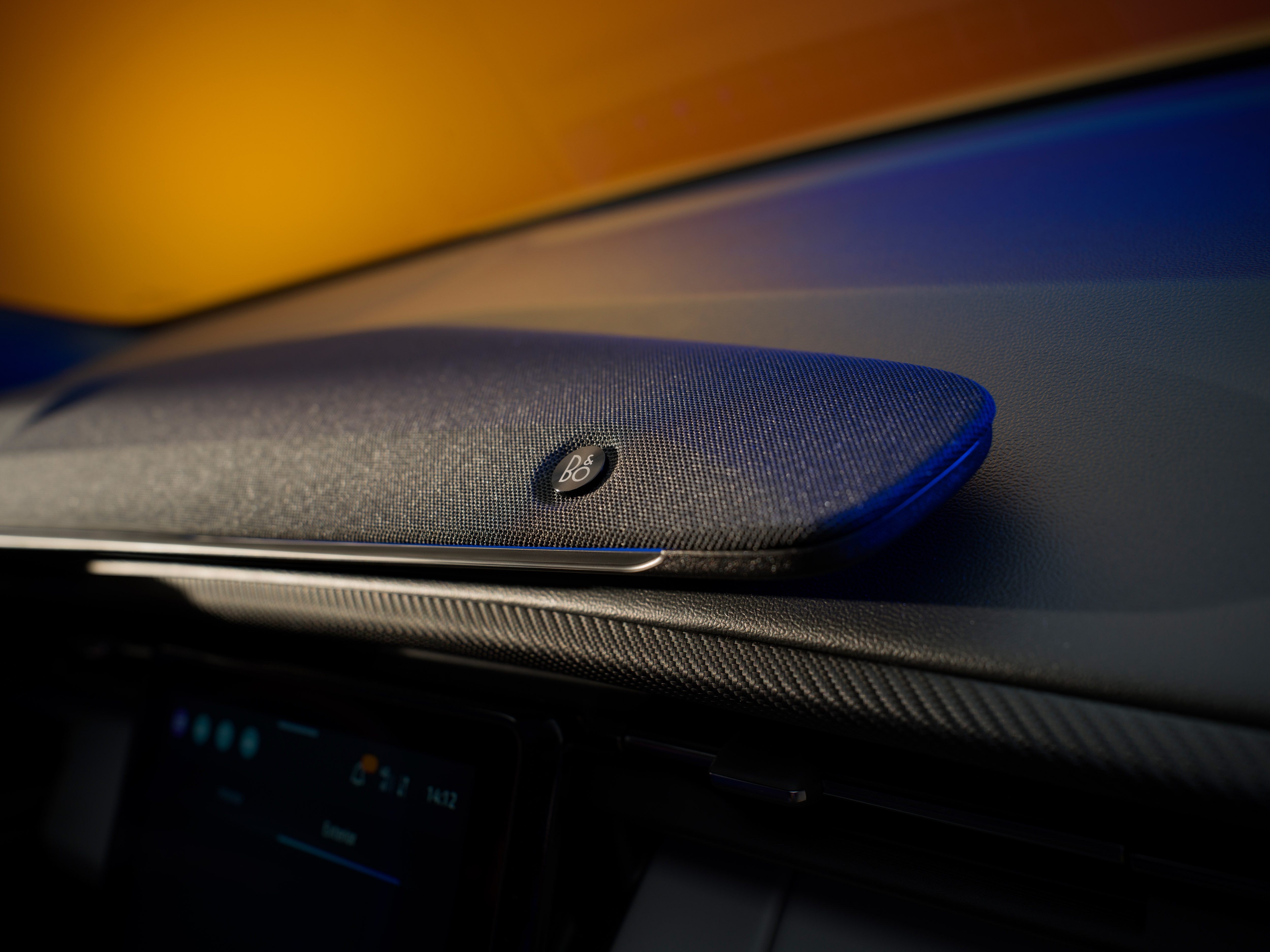 2024 Ford Capri. LICENSE EXPIRES: In perpetuity - LICENSE BY: Makerhouse LICENSE SCOPE: A - Earned editorial, press releases, press kits. B - All non-broadcast digital and online media. C - All non-broadcast digital and online media, plus Retail and POS (showrooms, events etc). D - All print media (newspaper, magazine etc) REGION: Global COPYRIGHT AND IMAGE RIGHTS: This content is solely for editorial use and for providing individual users with information. Any storage in databases, or any distribution to third parties within the scope of commercial use, or for commercial use is permitted with written consent from Ford of Europe only.