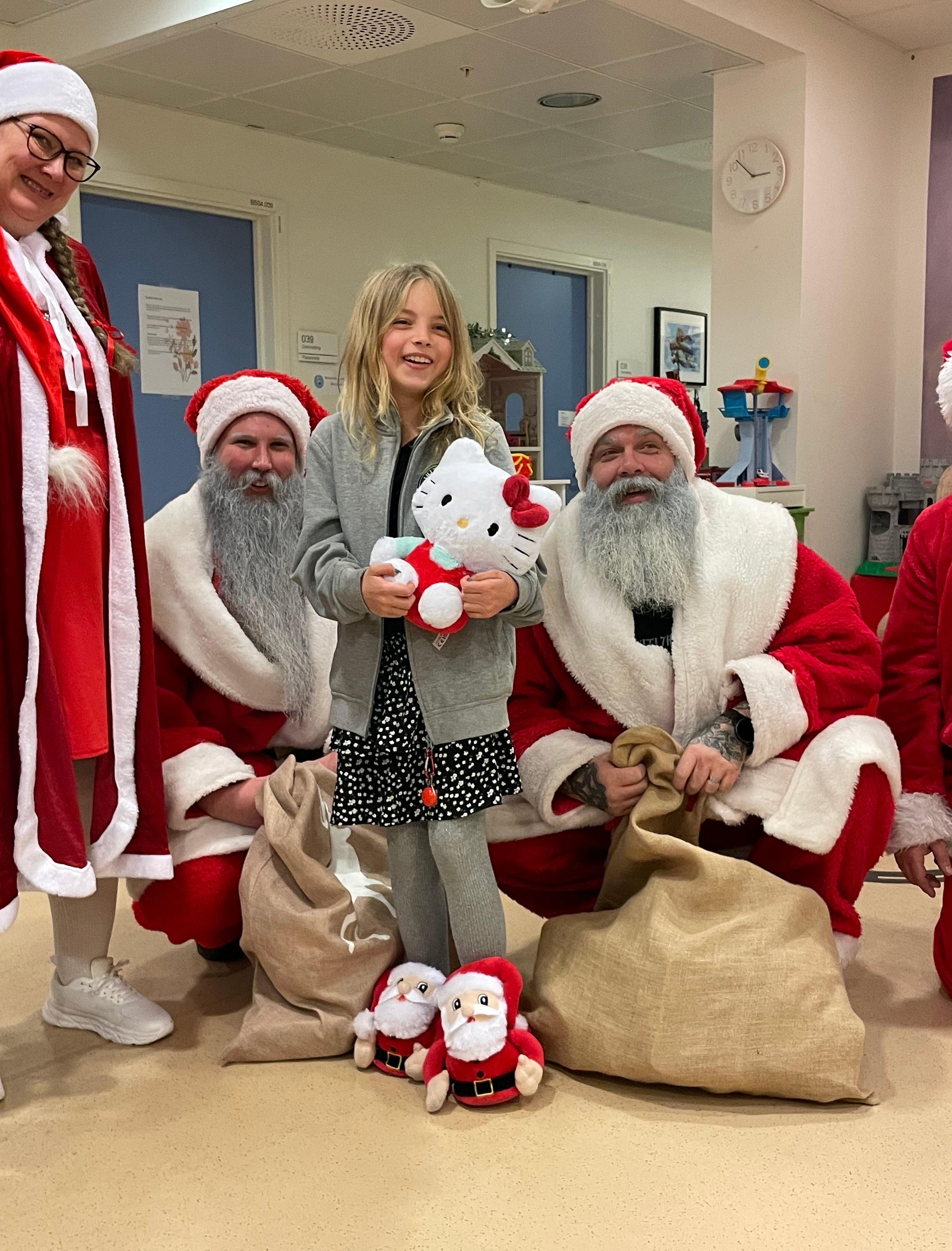 Hospital Rudolph Rudolph the Electric Pickup Helps Spread Holiday Joy