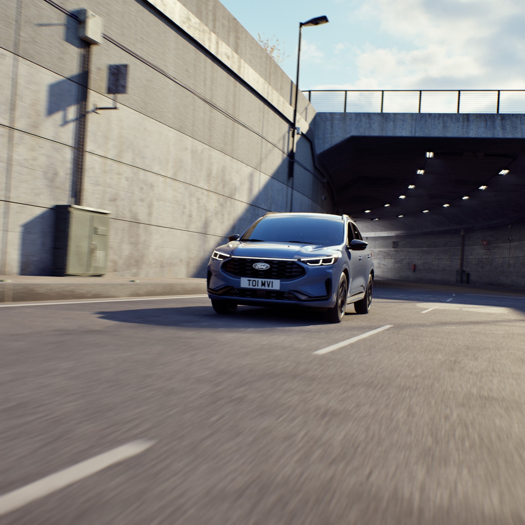 2026 Kuga BlueCruise Edition - License valid for earned editorial, press releases, press kits. All non-broadcast digital and online media, retail, point of sale. All print media. Region: Global. This content is solely for editorial use and for providing individual users with information. Any storage in databases, or any distribution to third parties within the scope of commercial use, or for commercial use is permitted with written consent from Ford in Europe GmbH only.