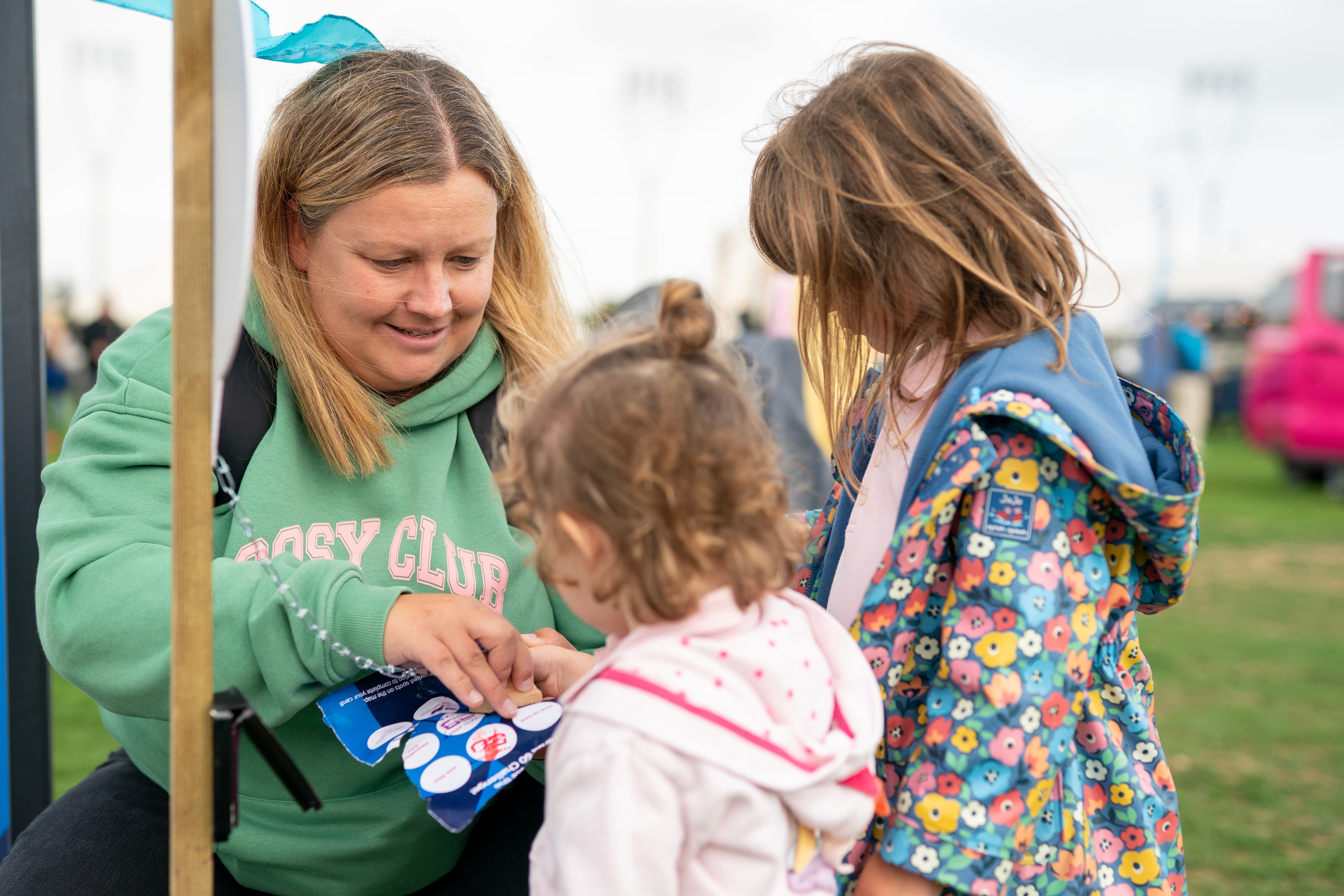 There was something for everyone, enthusiasts and families. License valid for earned editorial, press releases, press kits. All non-broadcast digital and online media Region: Global. This content is solely for editorial use and for providing individual users with information. Any storage in databases, or any distribution to third parties within the scope of commercial use, or for commercial use is permitted with written consent from Ford in Europe GmbH only.