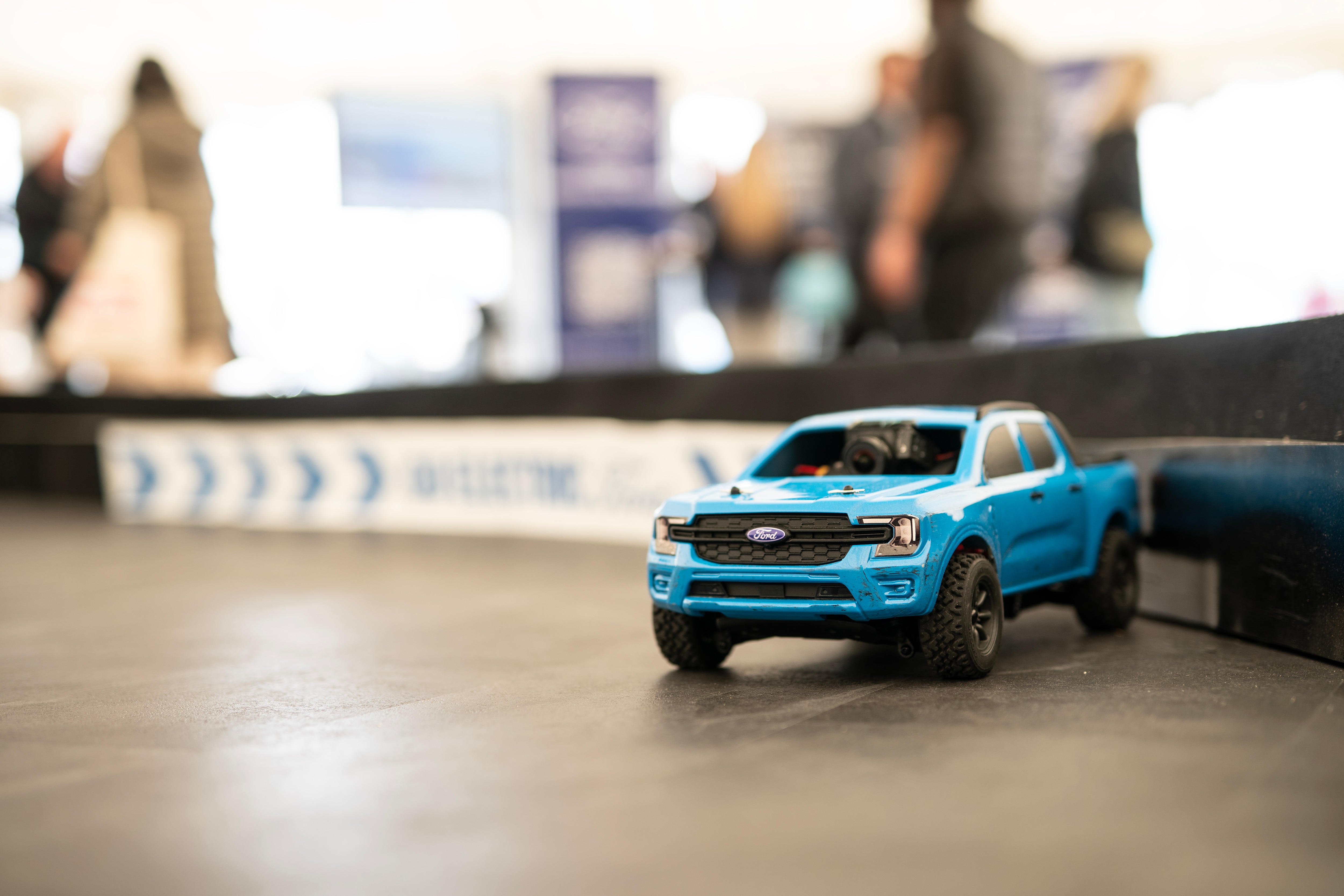 License valid for earned editorial, press releases, press kits. All non-broadcast digital and online media Region: Global. This content is solely for editorial use and for providing individual users with information. Any storage in databases, or any distribution to third parties within the scope of commercial use, or for commercial use is permitted with written consent from Ford in Europe GmbH only.