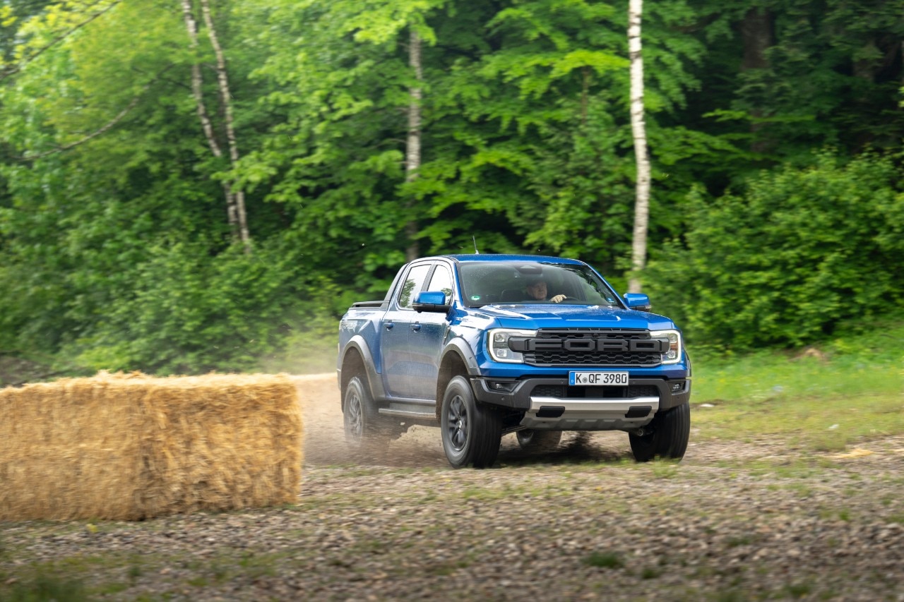 2026 ranger raptor jump 6