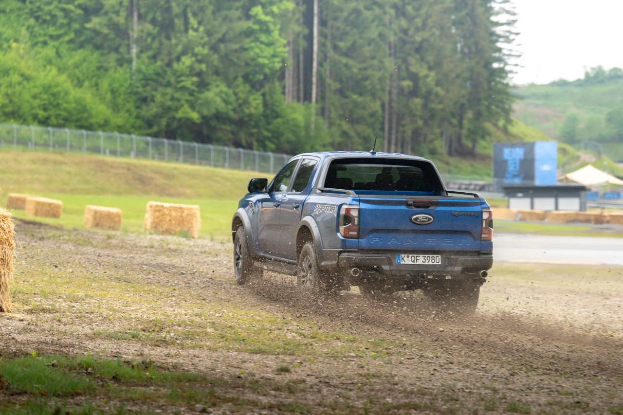 2026 ranger raptor jump 8