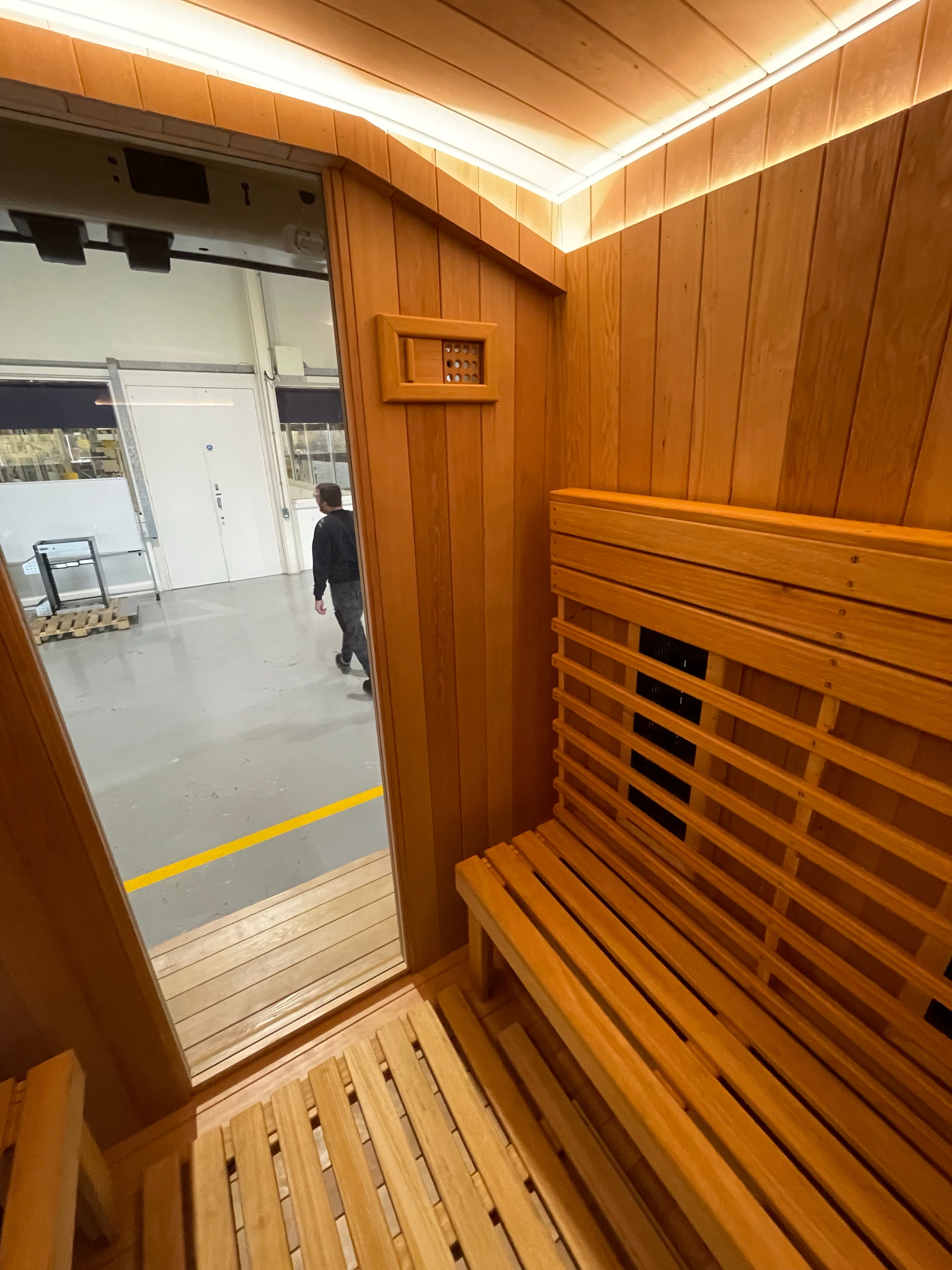 Wood panelling and seating inside the sauna.  LICENSE EXPIRES: PERPETUAL - LICENSE BY: Ford Europe LICENSE SCOPE: A - Earned editorial, press releases, press kits. B - All non-broadcast digital and online media. C - All non-broadcast digital and online media, plus Retail and POS (showrooms, events etc). D - All print media (newspaper, magazine etc) REGION: Global COPYRIGHT AND IMAGE RIGHTS: This content is solely for editorial use and for providing individual users with information. Any storage in databases, or any distribution to third parties within the scope of commercial use, or for commercial use is permitted with written consent from Ford of Europe only.