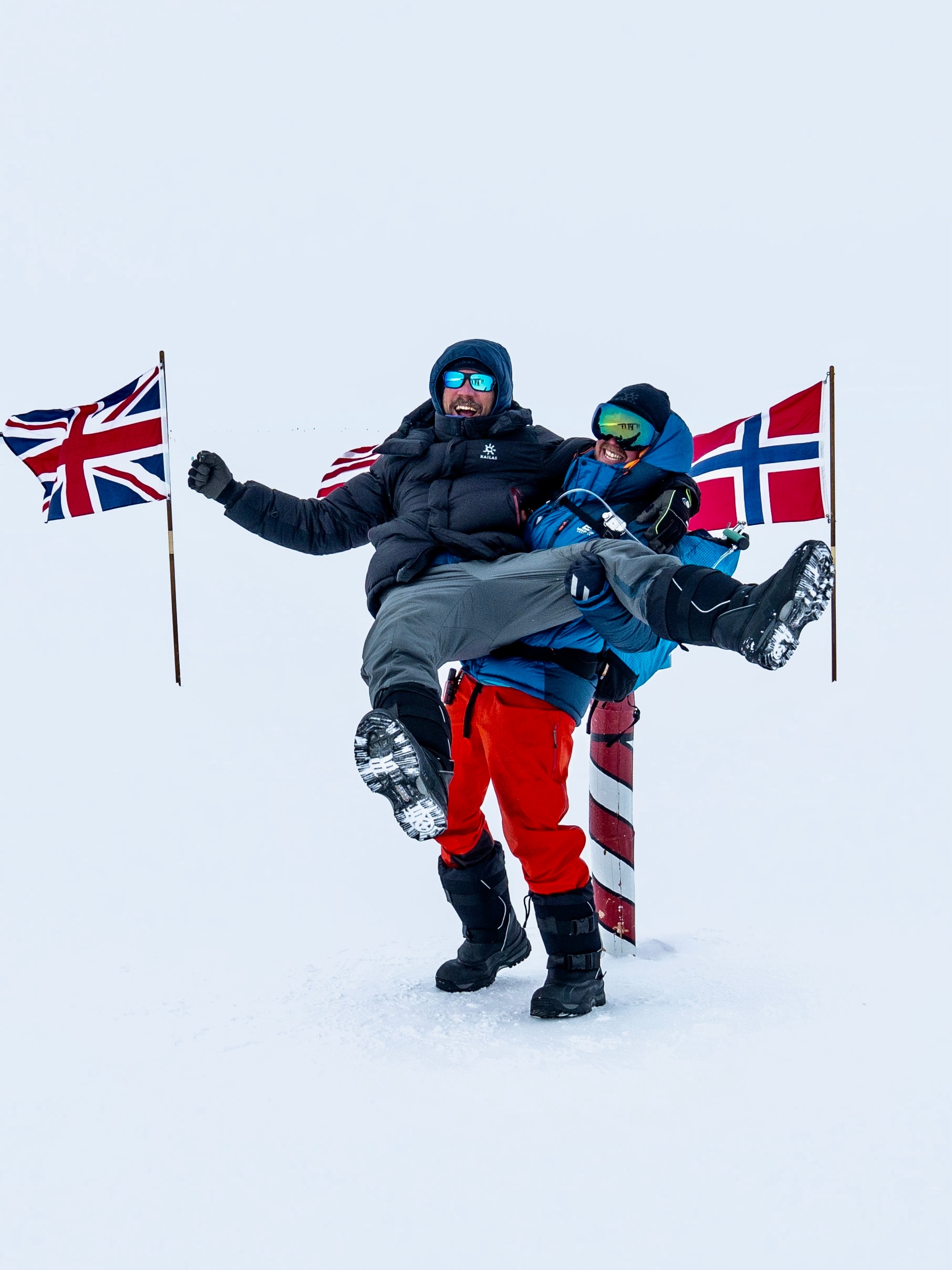 Siggi (left) with his friend on their excursion up Mount Everest.