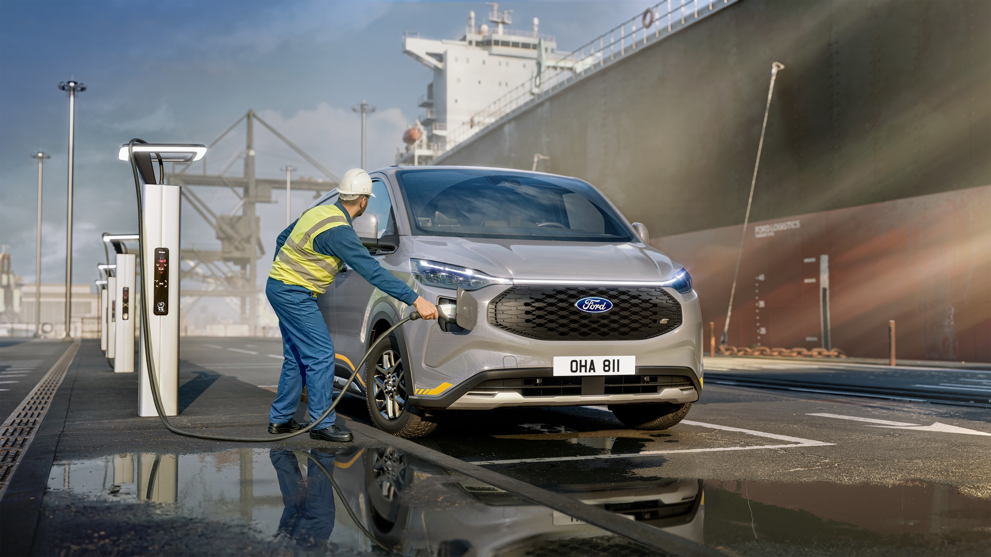 Ford Pro's E-Transit Custom Trail AWD fast charging.