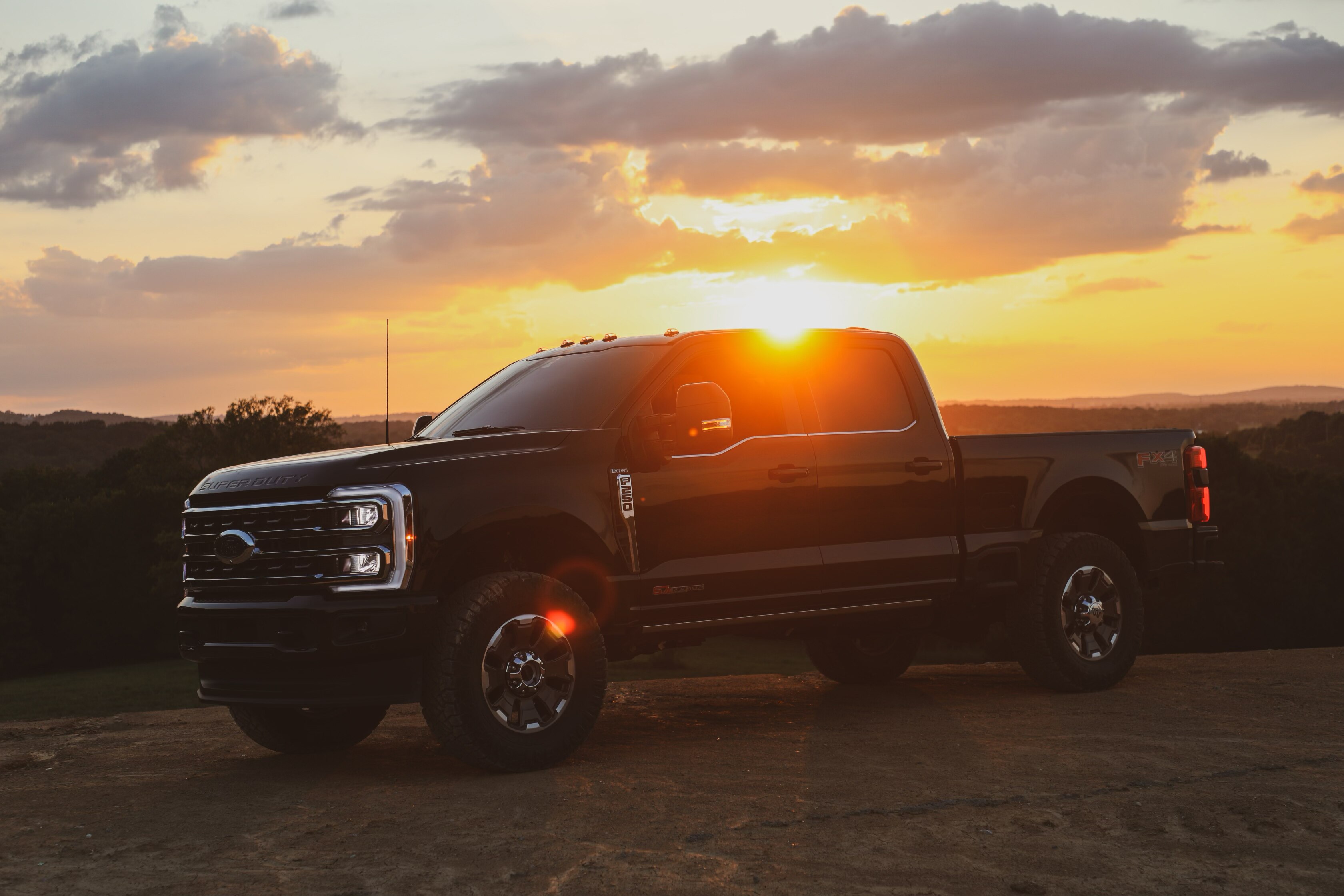 Multi-platinum country artist Dylan Scott knows a thing or two about life in a truck. When he’s not on tour, his black Ford Super Duty F-250 King Ranch Edition is the centerpiece of his day-to-day.