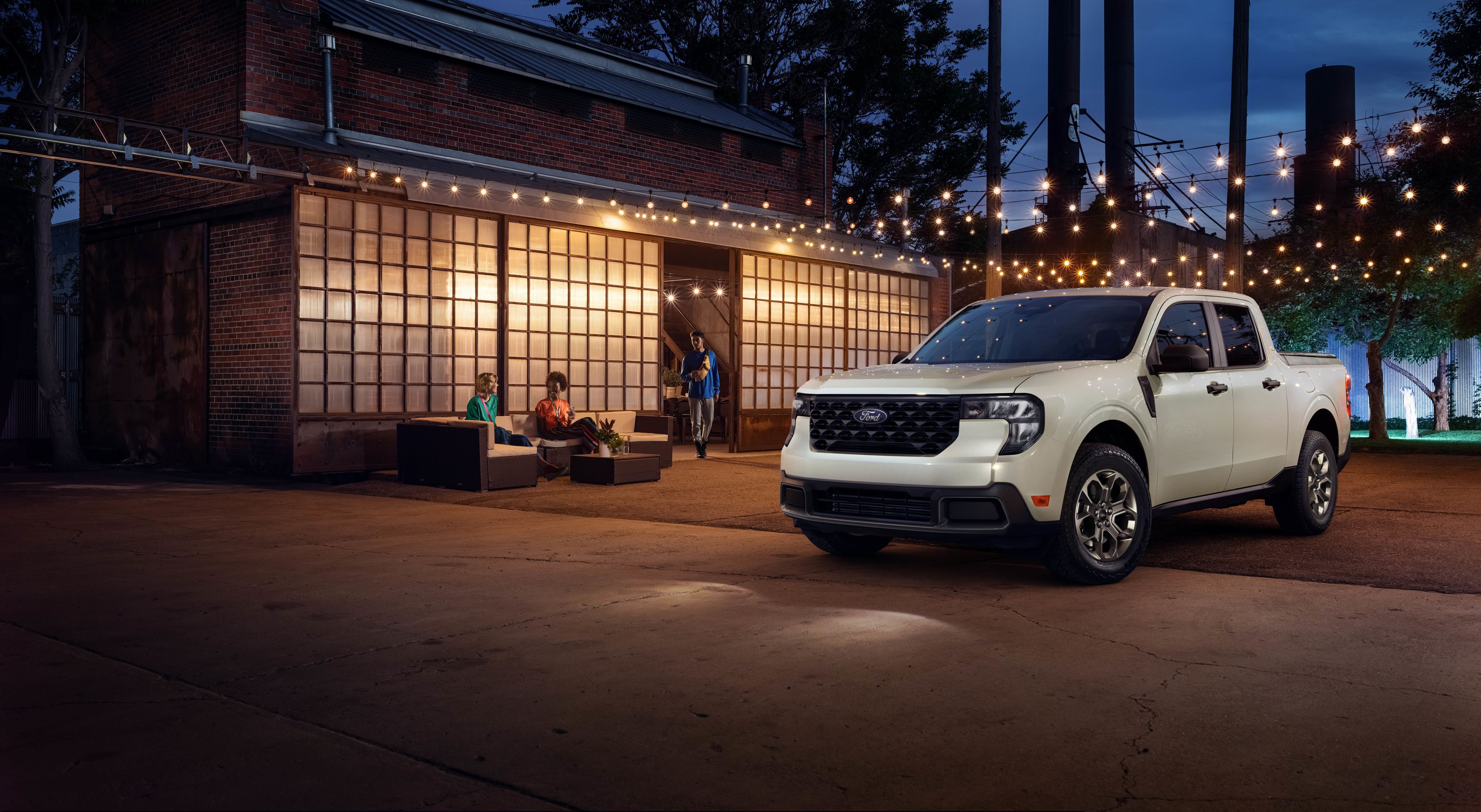 The 2025 Ford Maverick XLT.