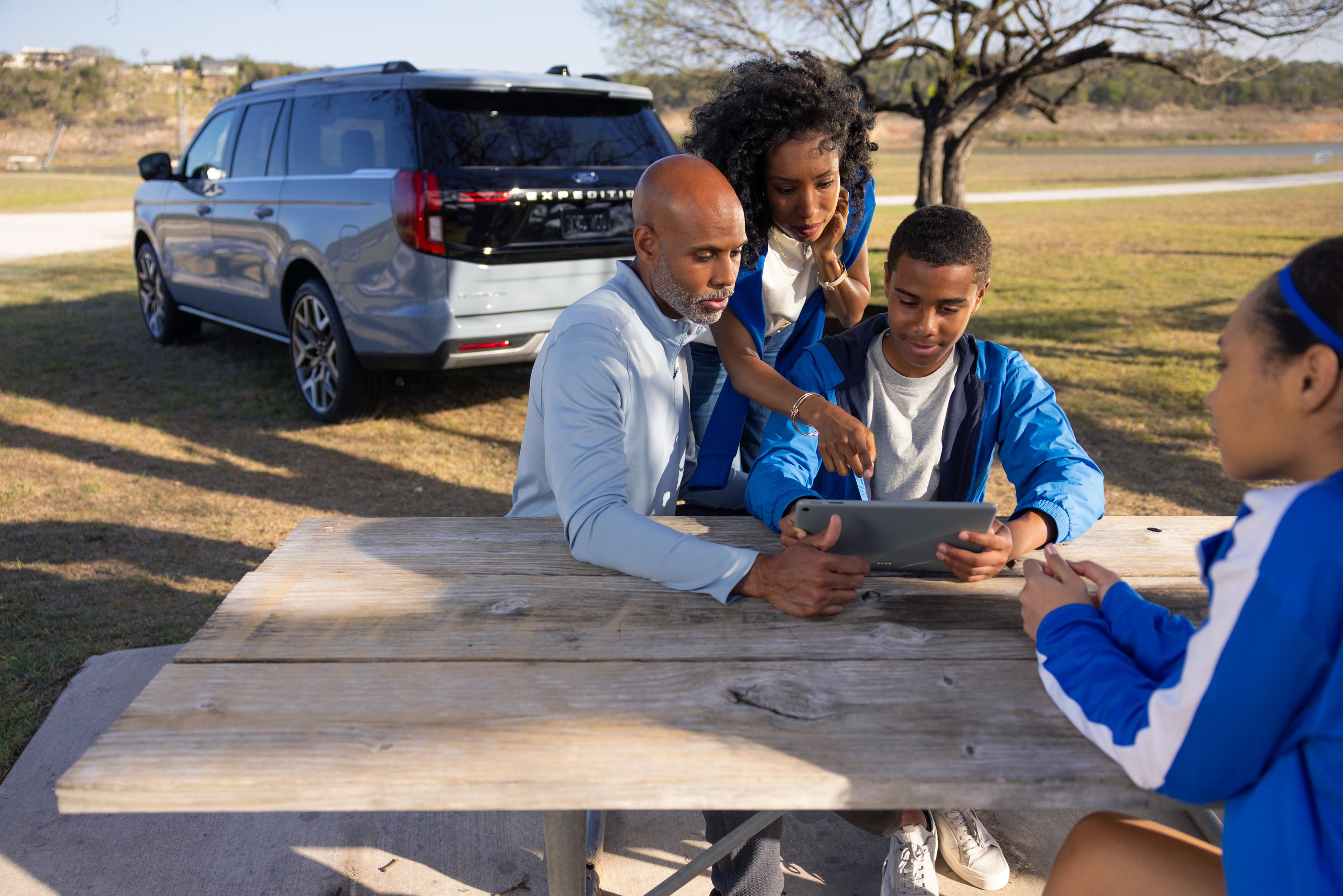 The Ford Connectivity Package is currently available on the 2025 Expedition SUV with Ford Digital Experience technology.