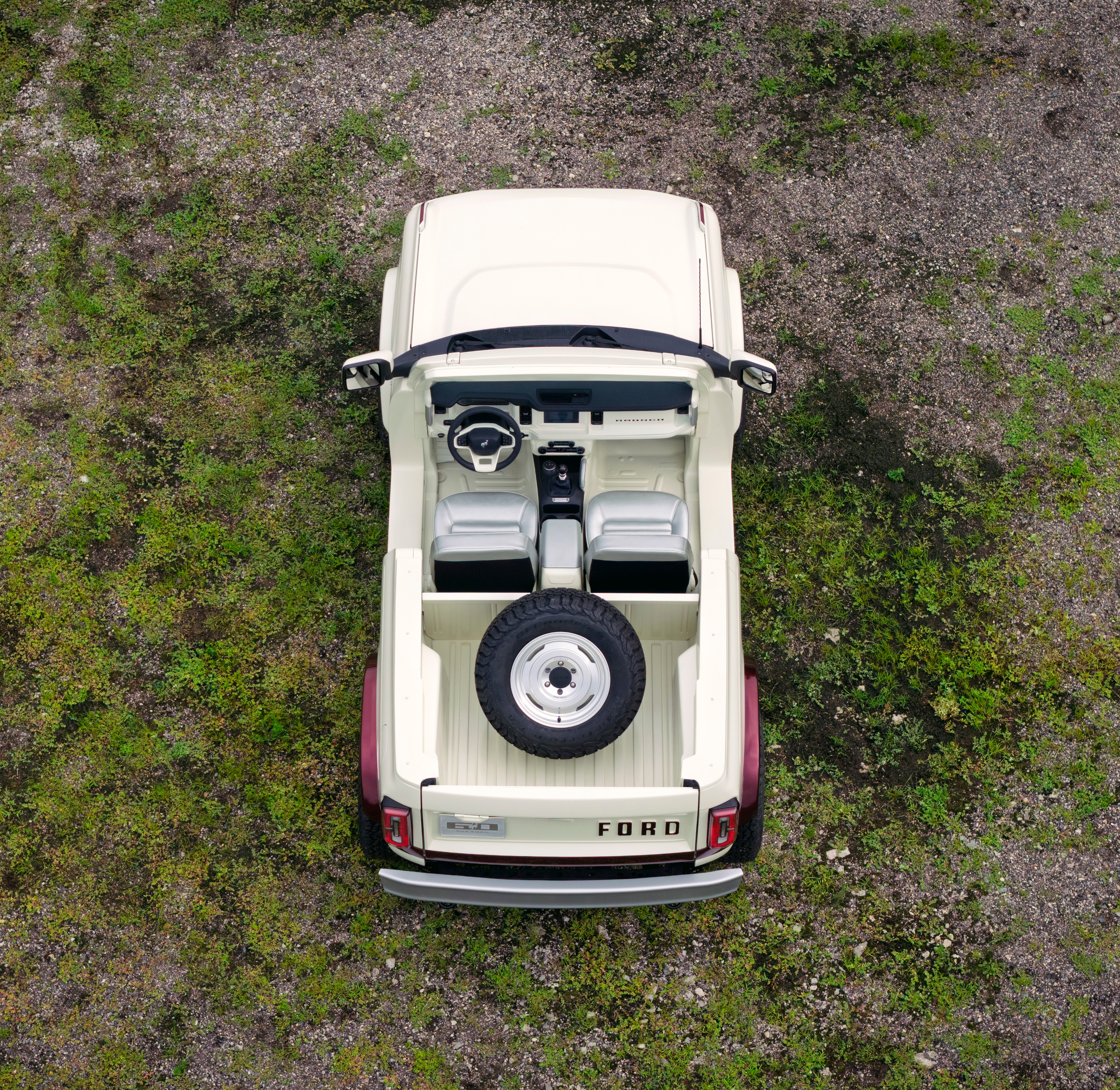 As we celebrate six decades of Bronco heritage, we chose to look back on the truest version of the Bronco design philosophy and think about what it would look like in 2025. The result celebrates the genetic markers of adventure and freedom that still exist in every sixth-generation Bronco on the roads today.
