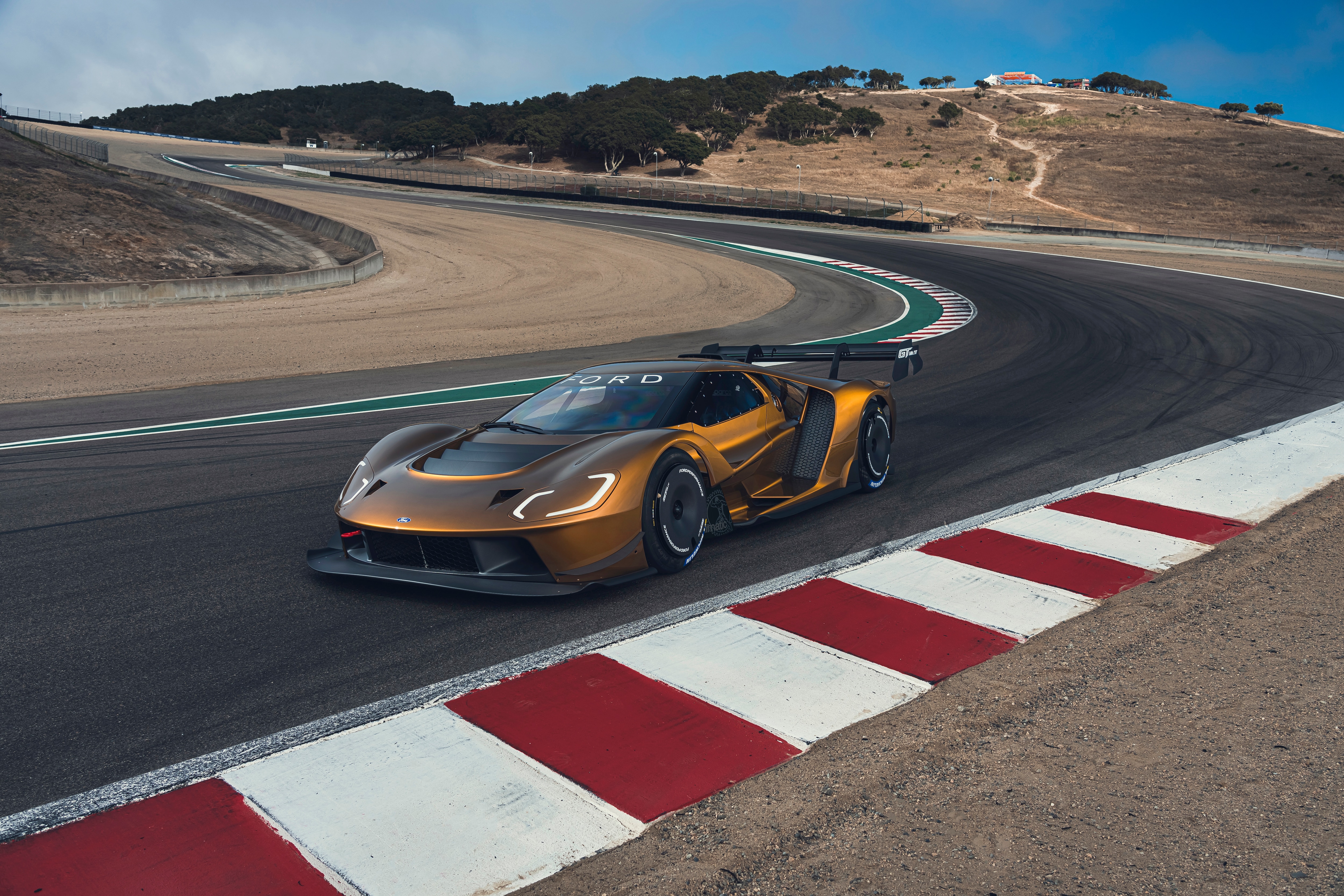 Ford Performance to Unleash Final Wave of GT Mk IV Track Day Cars, image size:5000x3333