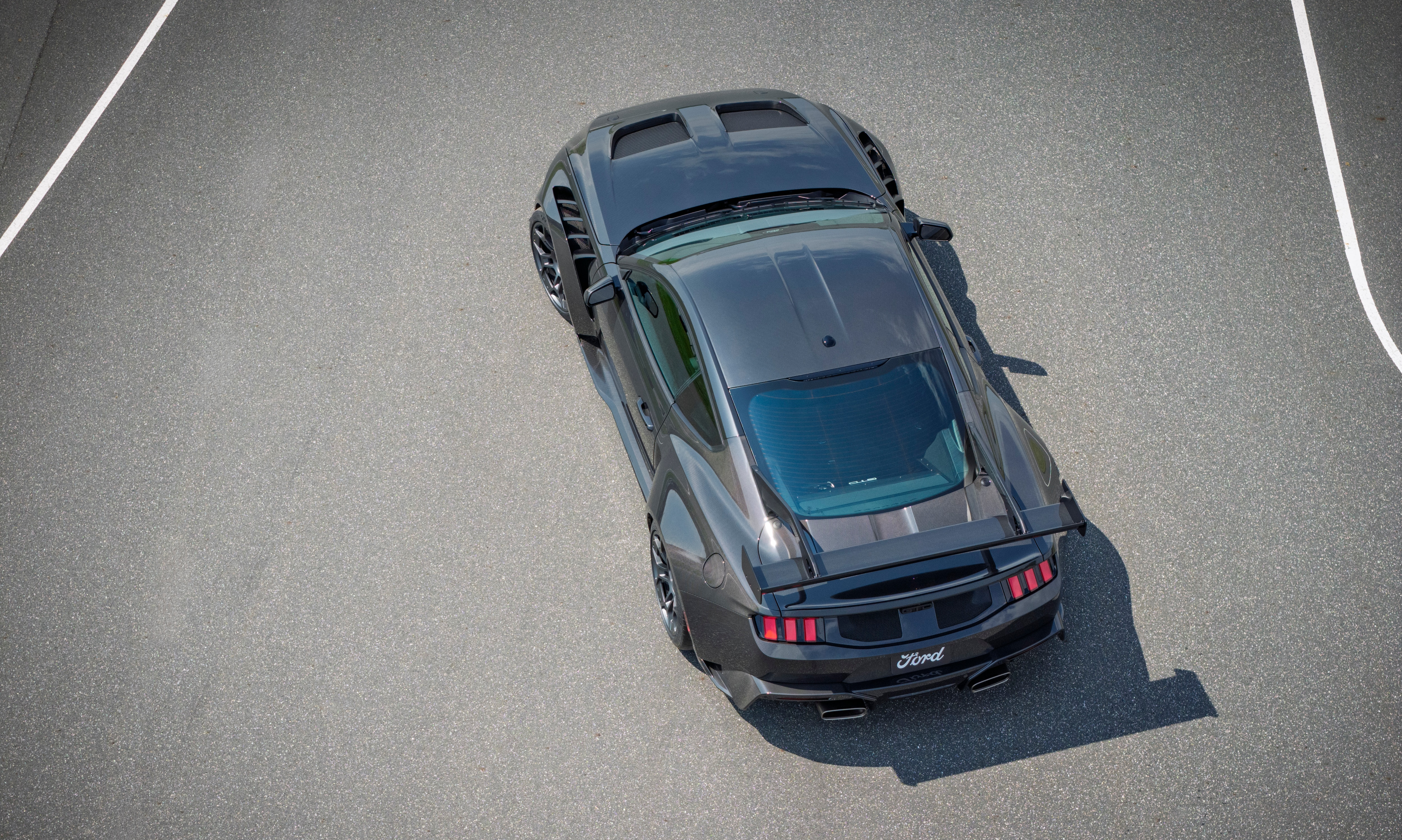 View of new Mustang Liquid Carbon from the top. 