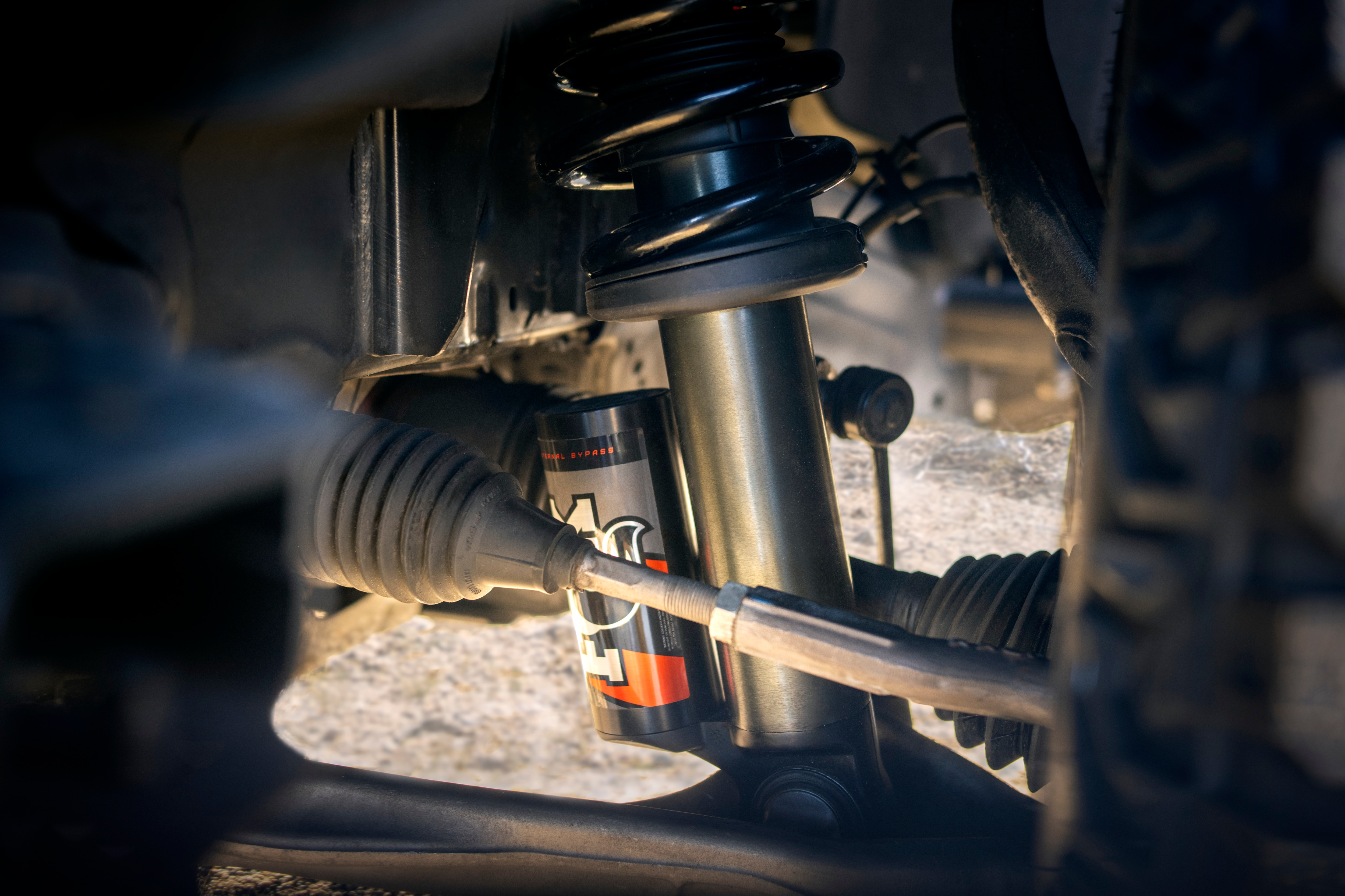 The Fox internal bypass shock is optional on Bronco RTR.