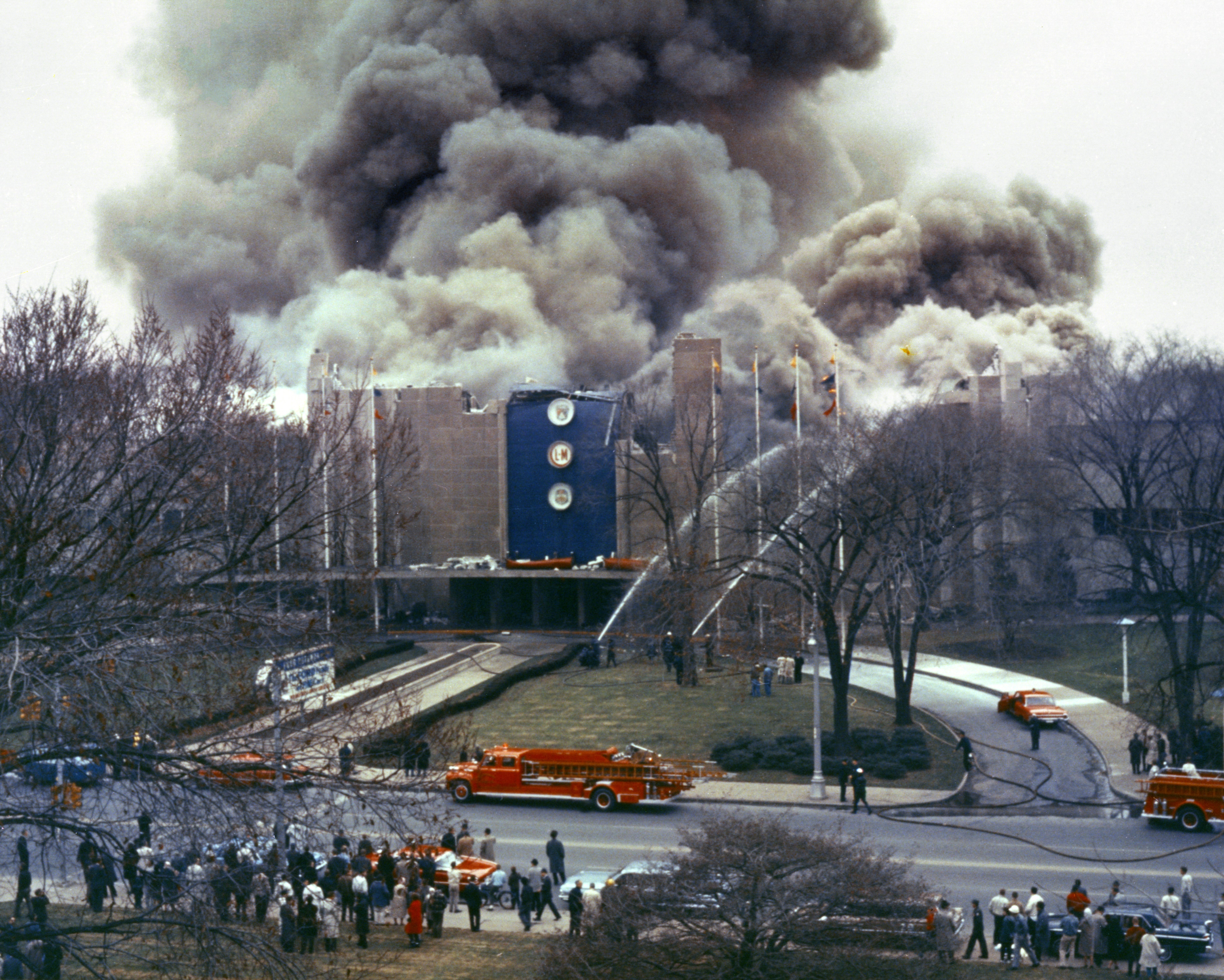 In November 1962, Ford suffered a major setback when the Rotunda was destroyed by fire.
