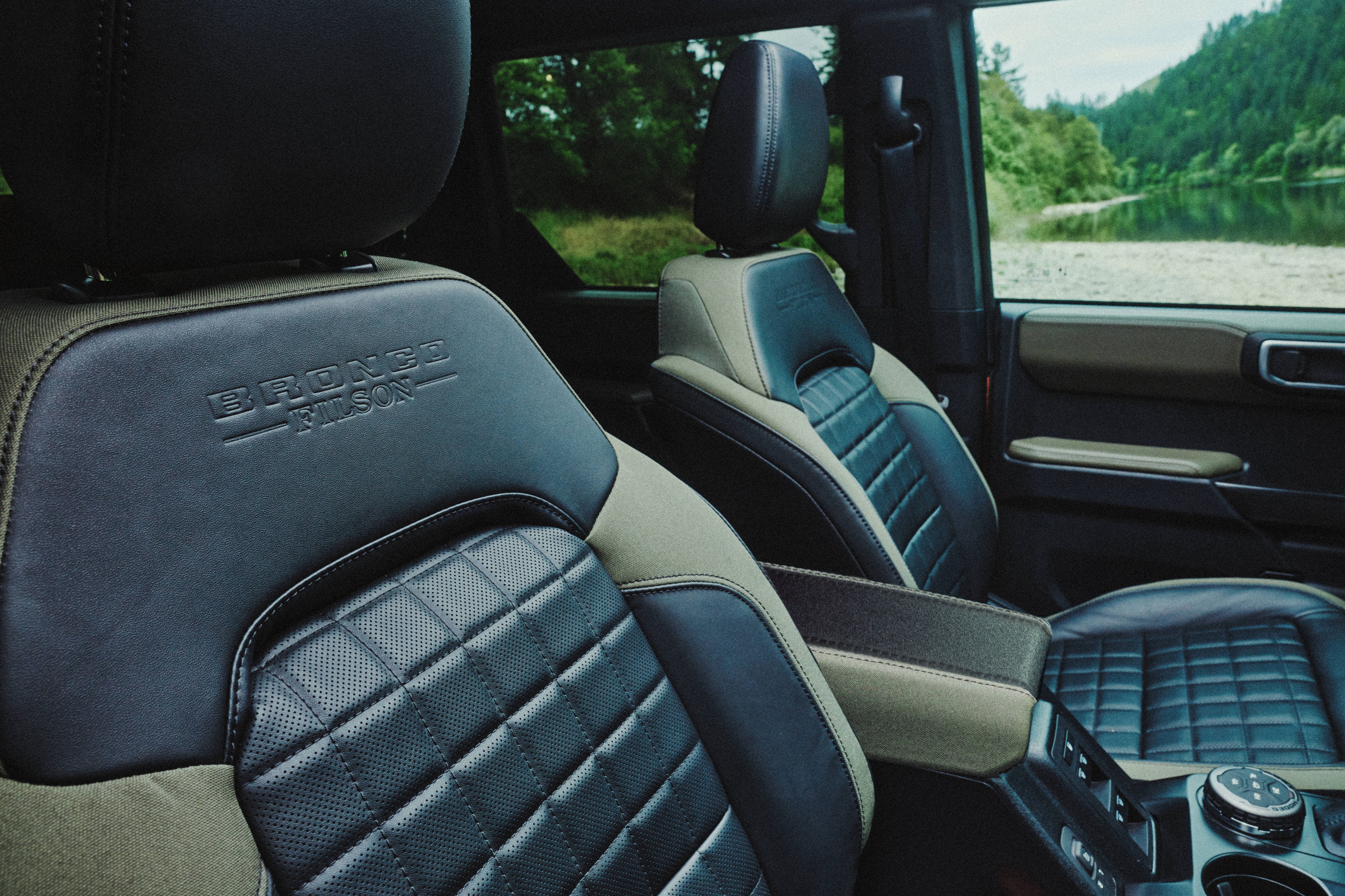 Customers asked us to create a Bronco that takes premium materials, driving experience, and off-road capability to a new level. One that matches the very best gear in their kit. Bronco Filson is the answer to that question.