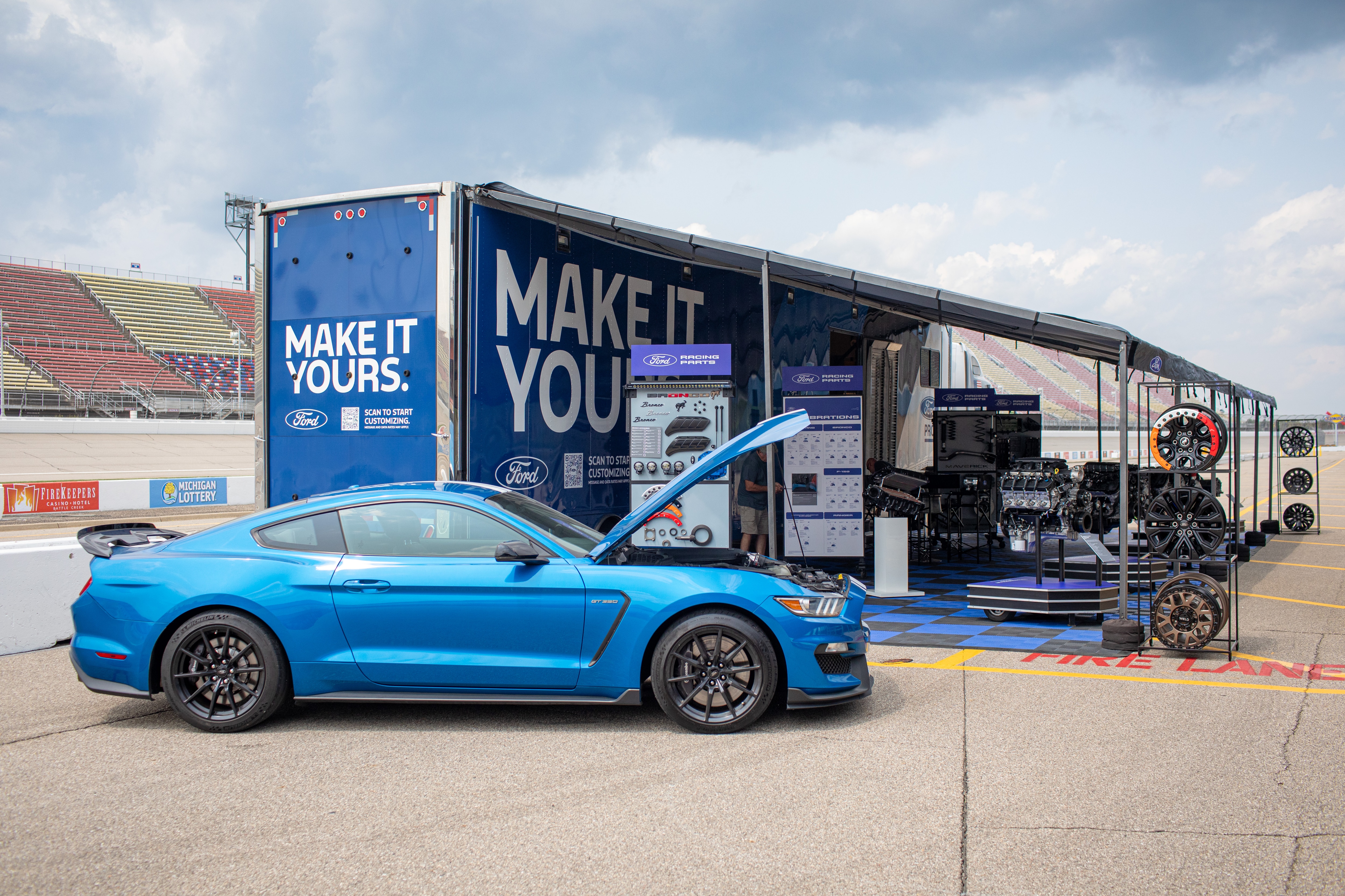 Ford Mustang FP800S