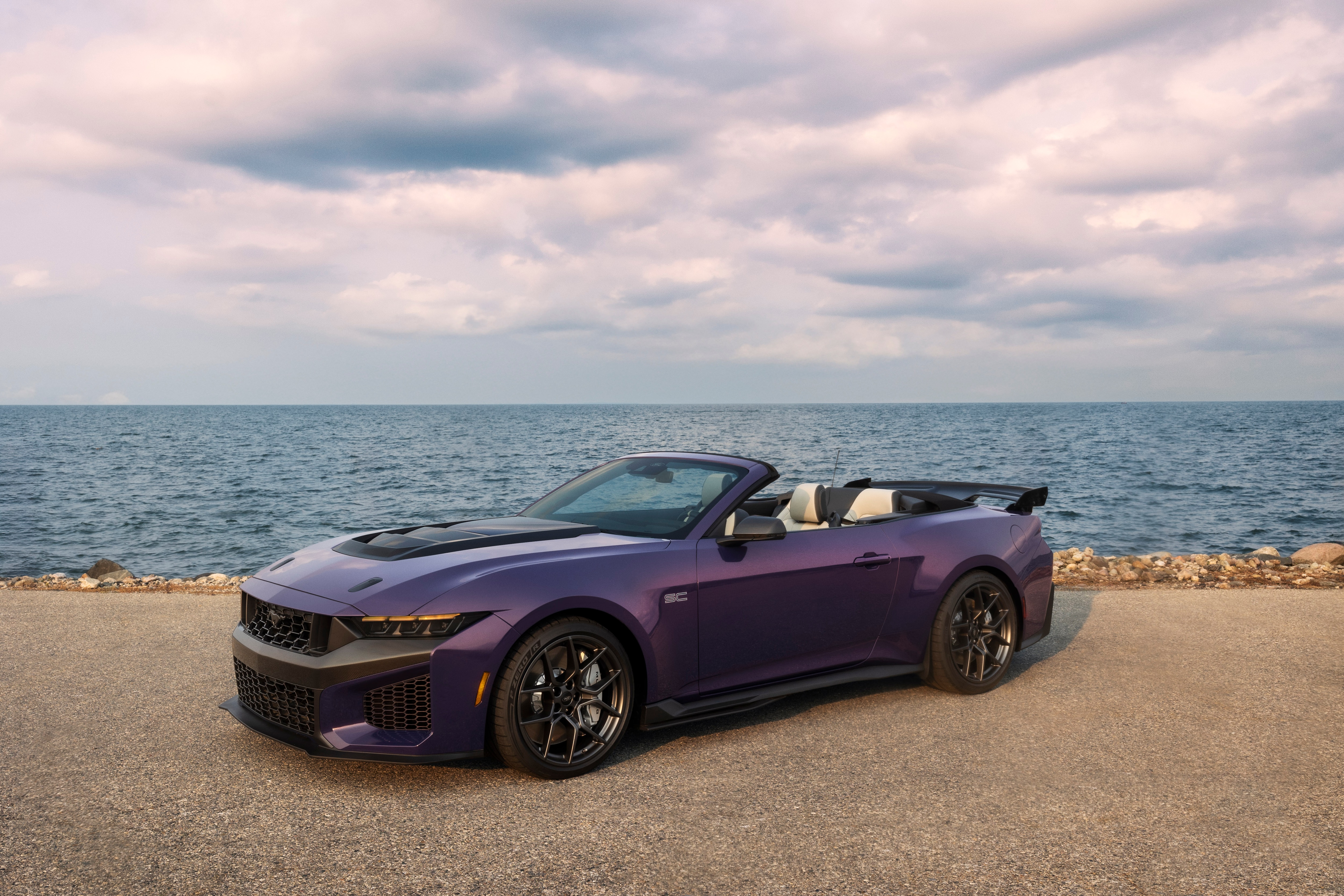 Ford Racing introduces the new Mustang® Dark Horse® SC convertible — the first new high-performance Mustang convertible since 2013 and the most powerful open-air Mustang ever. Orders open this fall, with cars arriving in dealer showrooms in spring 2027.