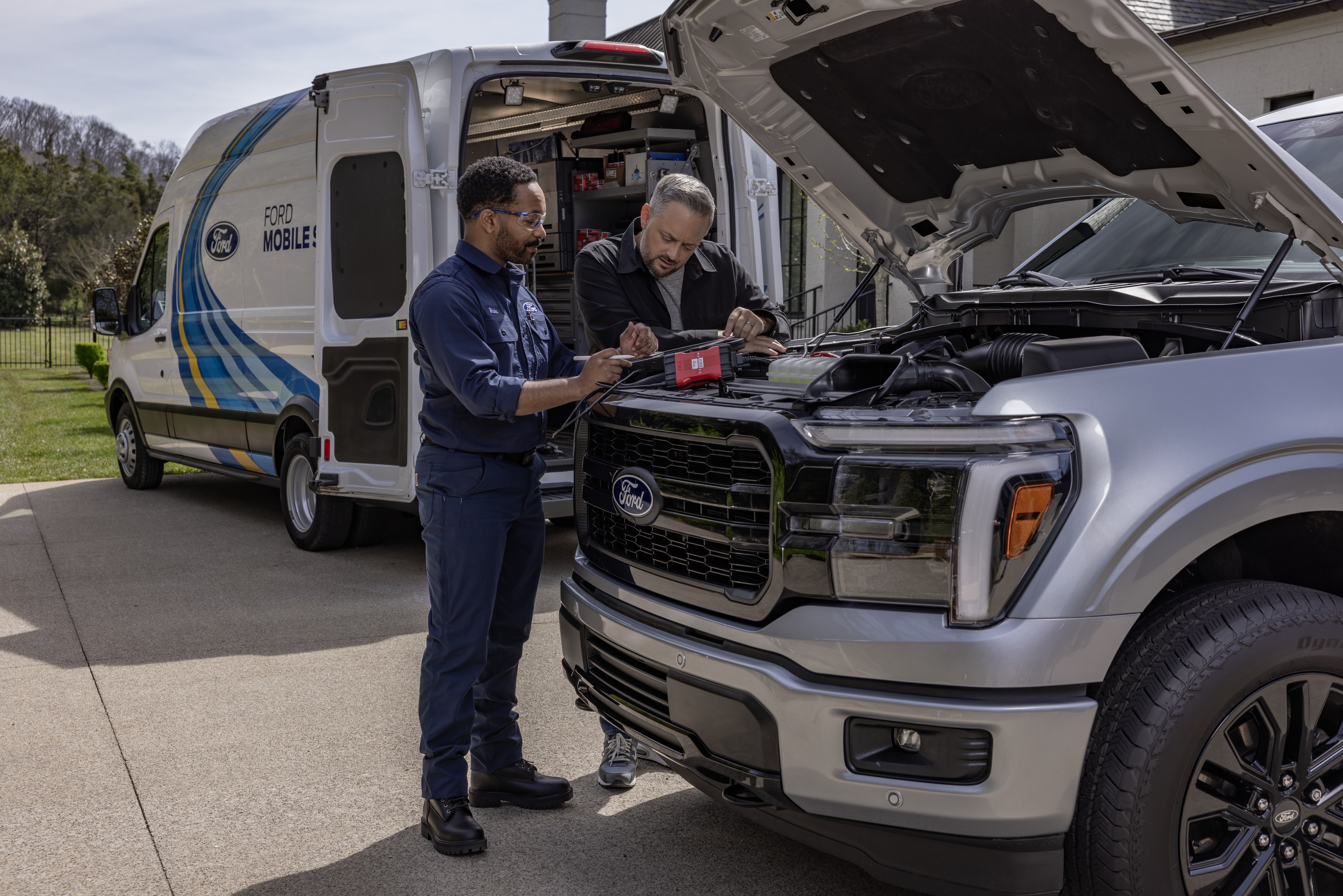 Nate Bargatze is the face of the new Real Parts. Real Pros. Real Easy campaign, which launches Oct. 1 across streaming TV, digital video, and social media.