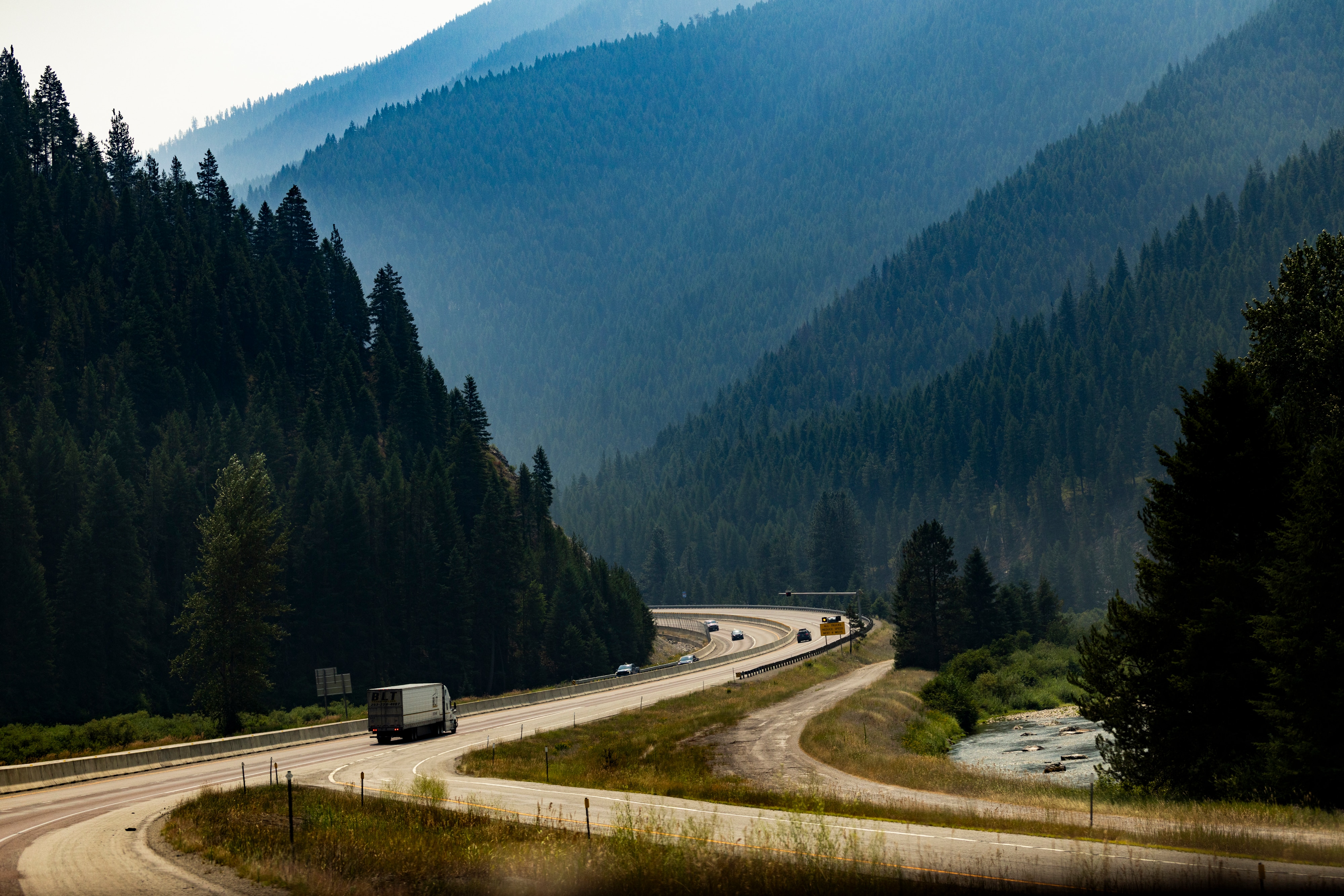 Five hundred and fifty miles of highway with BettySoo and James McMurtry, the hardest-working performers in the Americana music scene. Photo Credit: Emily Elconin