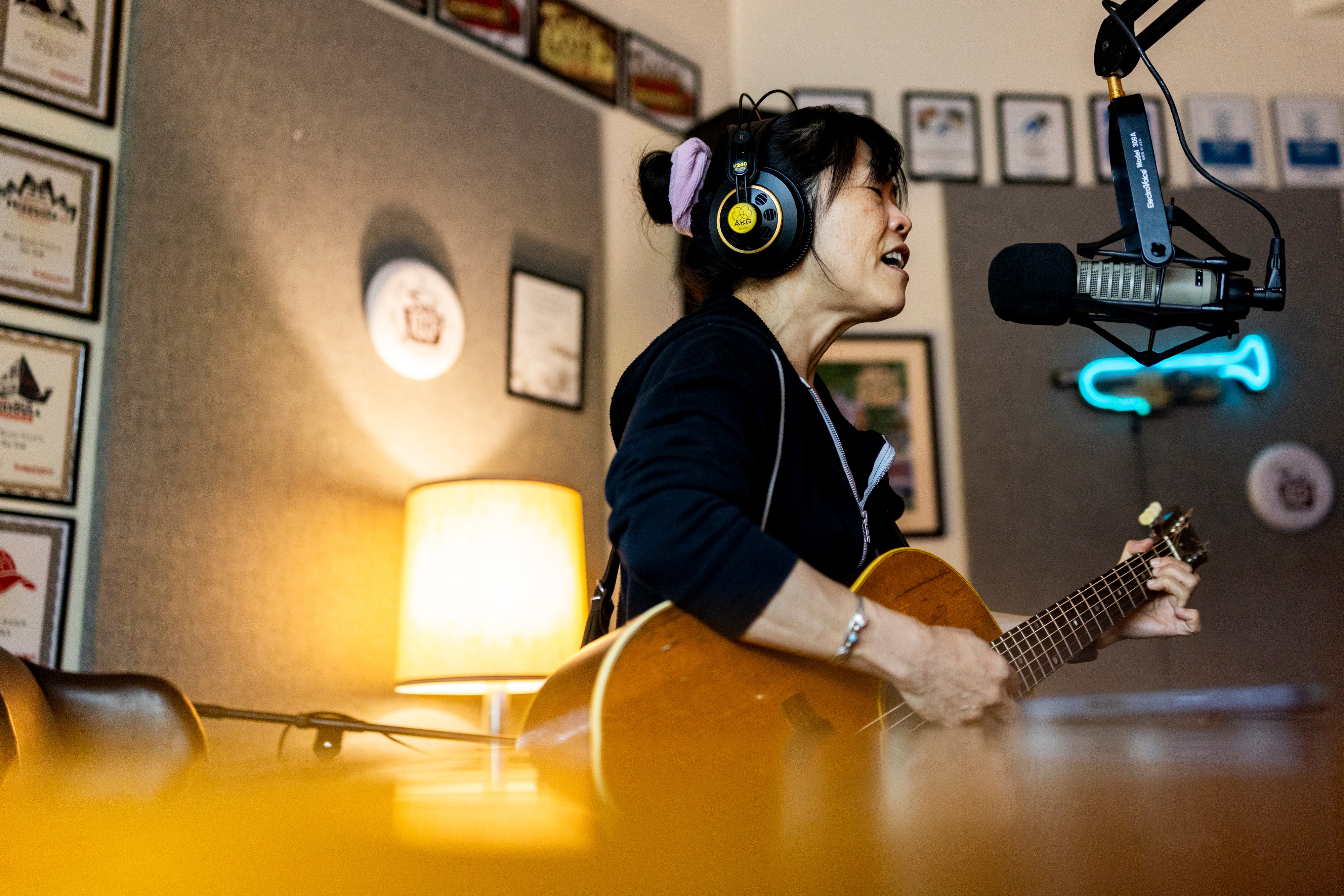 Five hundred and fifty miles of highway with BettySoo and James McMurtry, the hardest-working performers in the Americana music scene. Photo Credit: Emily Elconin