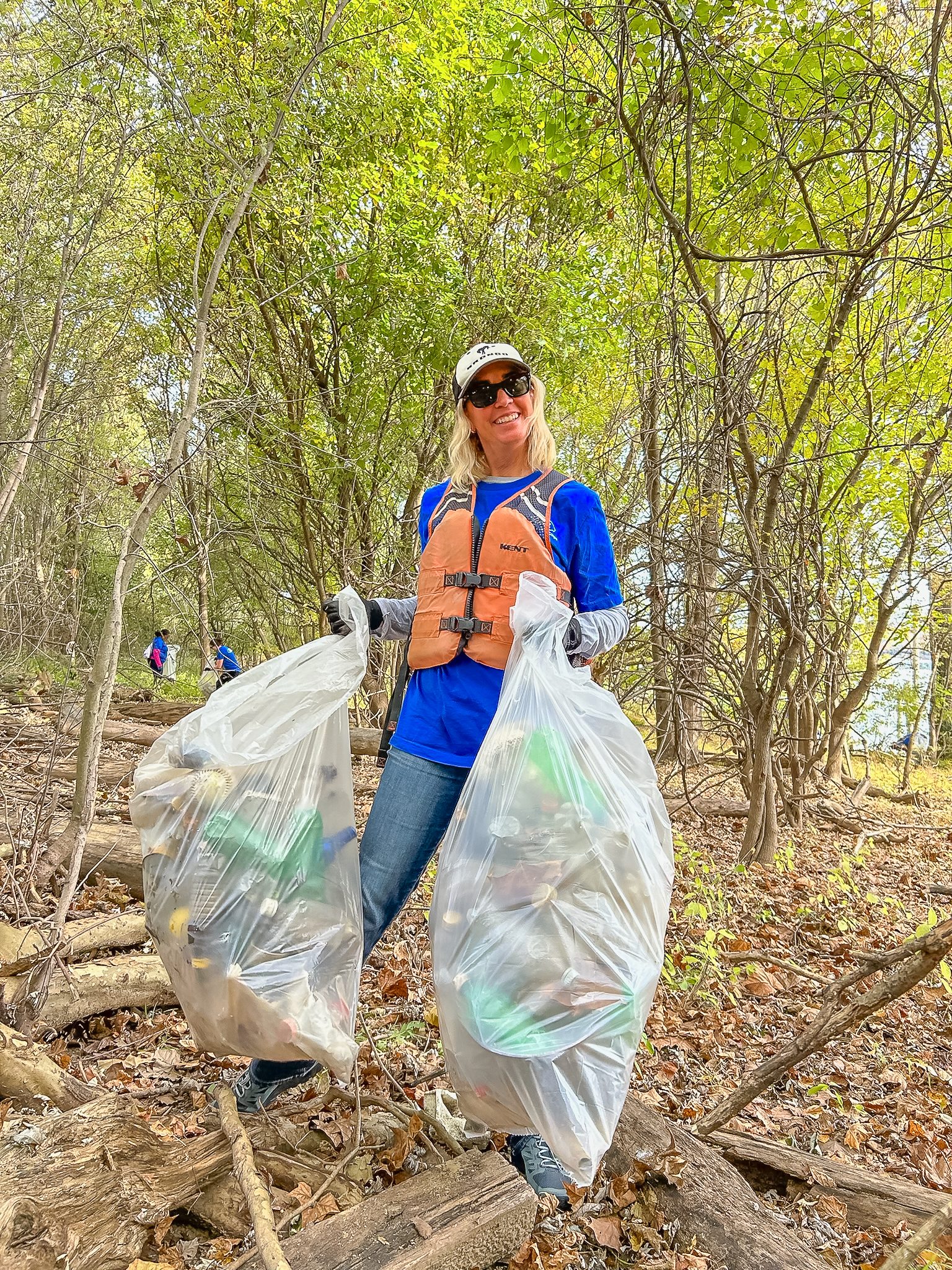 Gabby Bruno, Ford’s community relations director, lends a hand.