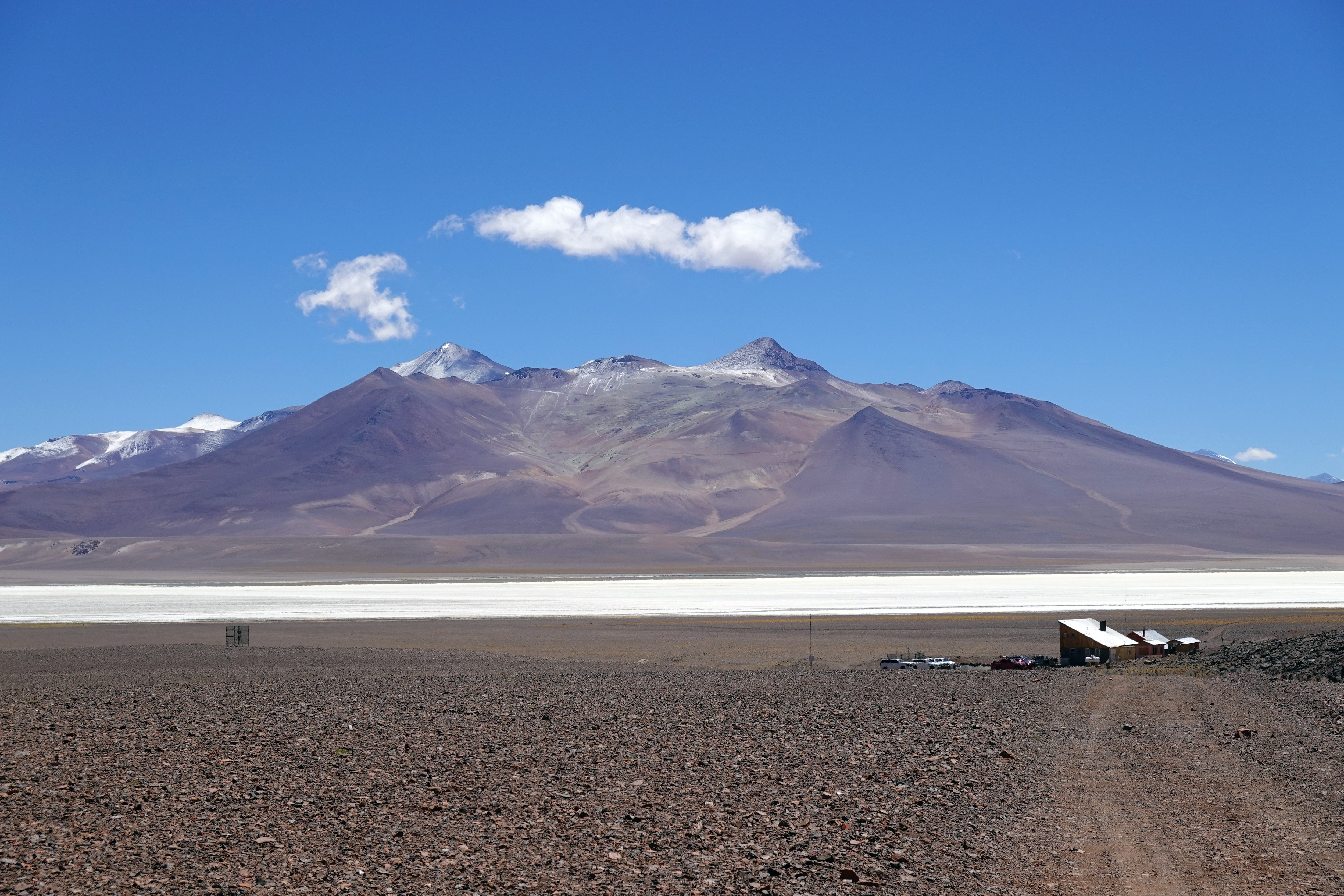                                The thin air, freezing temperatures, and relentless winds of Ojos del Salado will test every ounce of the marathoners’ strength and resolve as they push themselves to complete 42.2 km at a staggering altitude, with just 44% of the oxygen available at the summit compared with sea level.