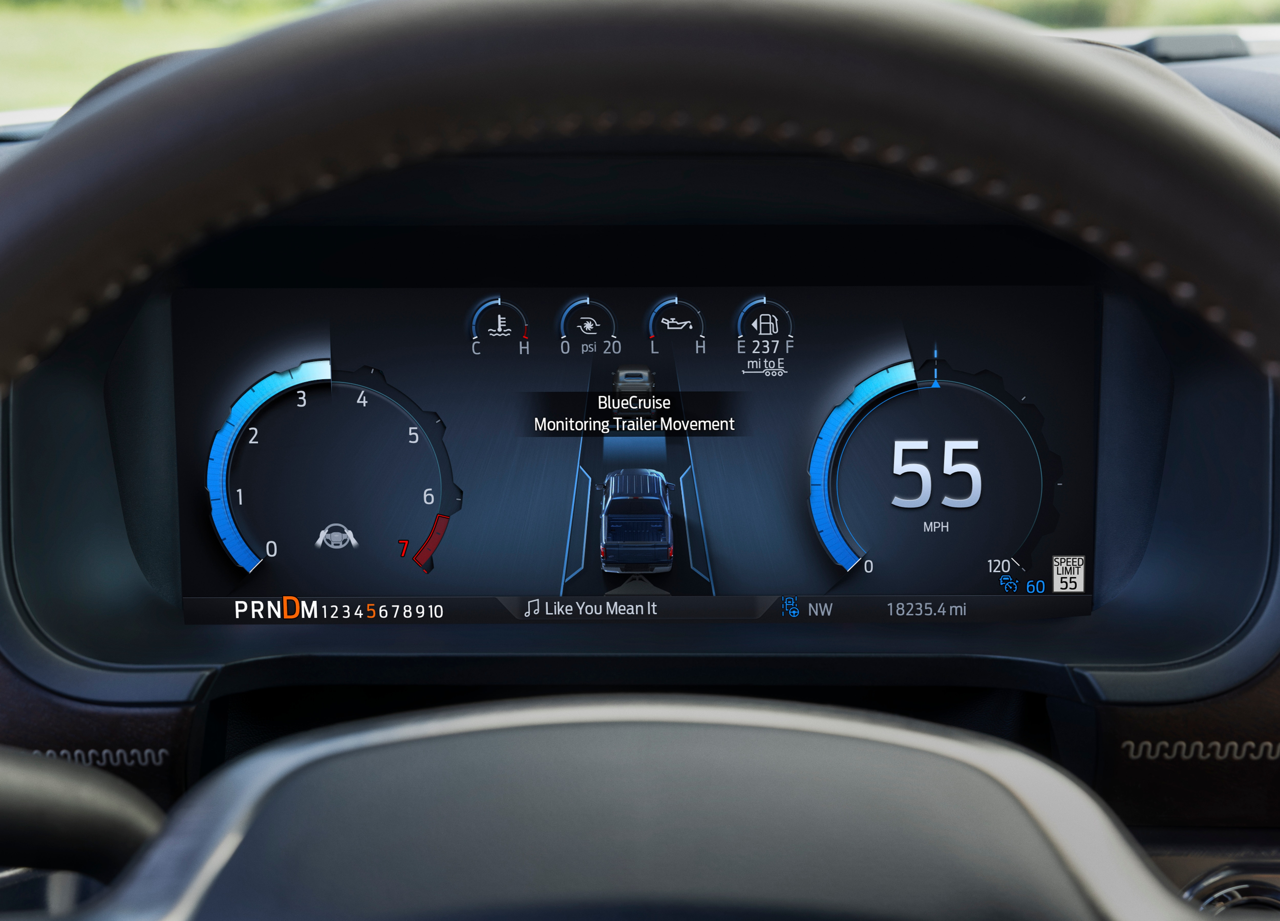We thoughtfully designed BlueCruise with Towing to help create a confident hands-free highway driving experience while helping drivers partner with the feature to use it responsibly.