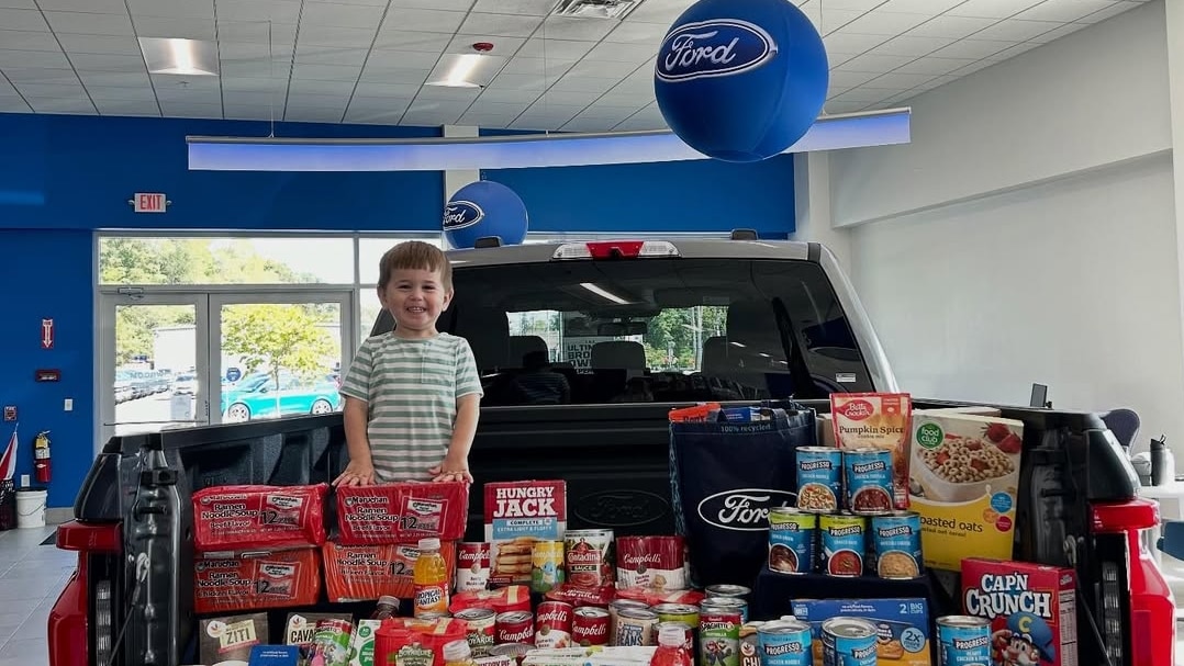In what became the World's Largest Auto Dealer Food Drive, part of the global launch of the Ford Building Together initiative, Ford dealerships collected over 2 million pounds of food, providing vital support to food banks and pantries worldwide.